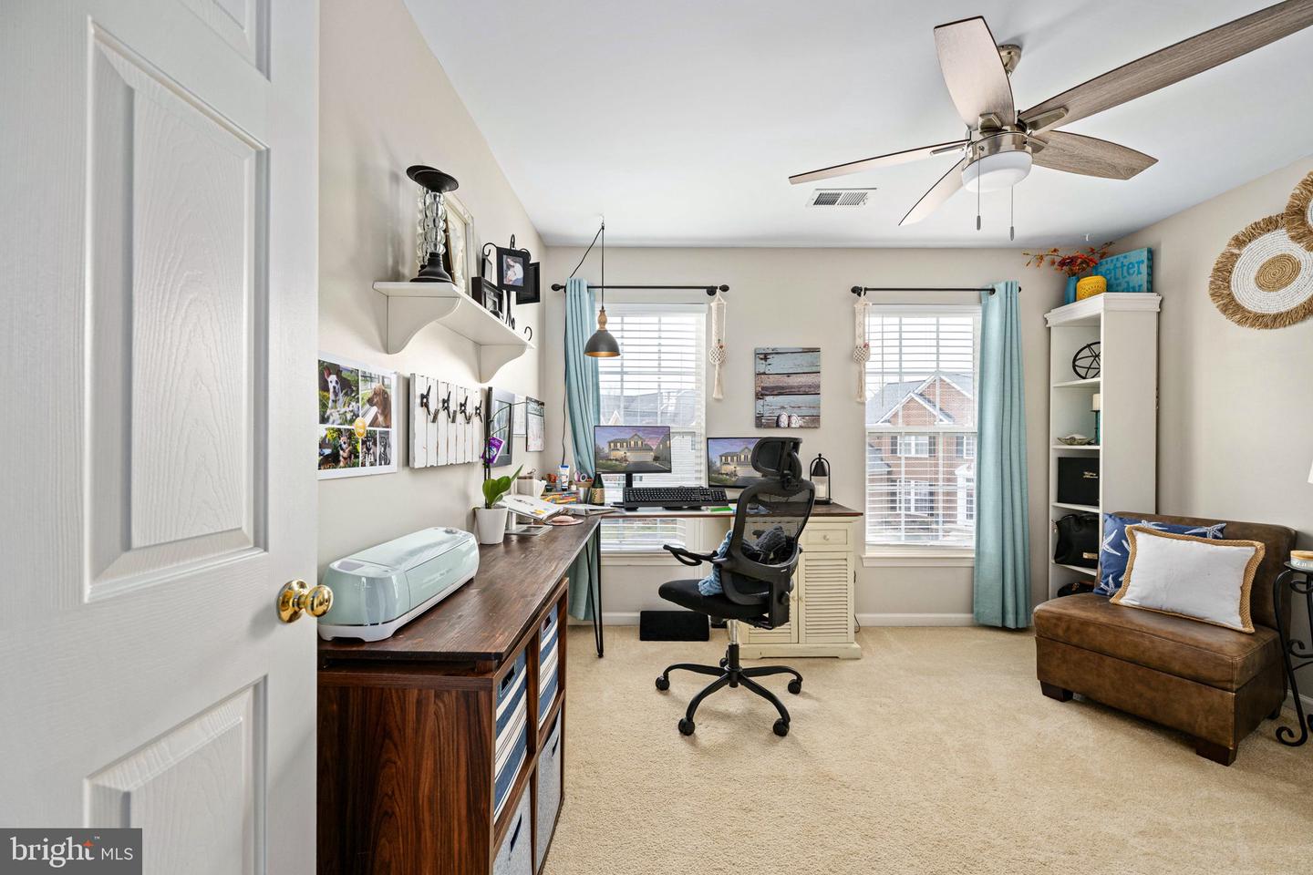 5505 ALTENBURY LOOP, GAINESVILLE, Virginia 20155, 4 Bedrooms Bedrooms, ,3 BathroomsBathrooms,Residential,For sale,5505 ALTENBURY LOOP,VAPW2108432 MLS # VAPW2108432 5505 ALTENBURY LOOP, GAINESVILLE, Virginia 20155, 4 Bedrooms Bedrooms, ,3 BathroomsBathrooms,Residential,For sale,5505 ALTENBURY LOOP,VAPW2108432 MLS # VAPW2108432