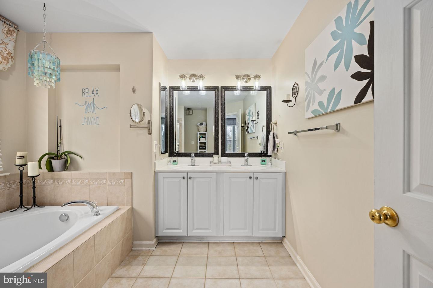 5505 ALTENBURY LOOP, GAINESVILLE, Virginia 20155, 4 Bedrooms Bedrooms, ,3 BathroomsBathrooms,Residential,For sale,5505 ALTENBURY LOOP,VAPW2108432 MLS # VAPW2108432 5505 ALTENBURY LOOP, GAINESVILLE, Virginia 20155, 4 Bedrooms Bedrooms, ,3 BathroomsBathrooms,Residential,For sale,5505 ALTENBURY LOOP,VAPW2108432 MLS # VAPW2108432