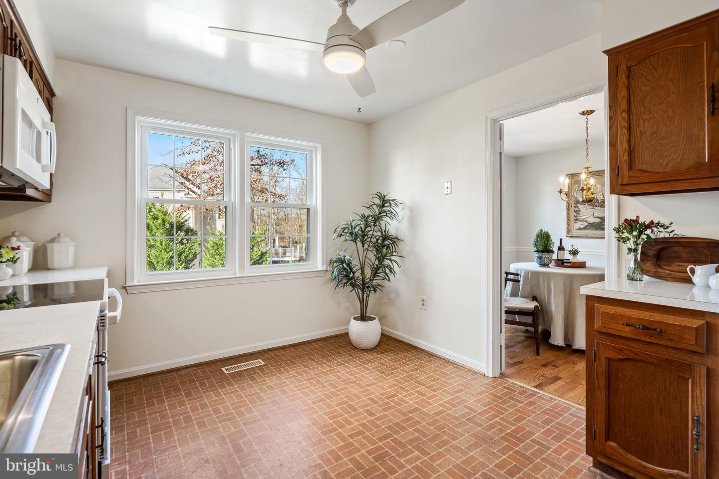 5264 BRADGEN CT, SPRINGFIELD, Virginia 22151, 4 Bedrooms Bedrooms, ,3 BathroomsBathrooms,Residential,For sale,5264 BRADGEN CT,VAFX2280814 MLS # VAFX2280814 5264 BRADGEN CT, SPRINGFIELD, Virginia 22151, 4 Bedrooms Bedrooms, ,3 BathroomsBathrooms,Residential,For sale,5264 BRADGEN CT,VAFX2280814 MLS # VAFX2280814