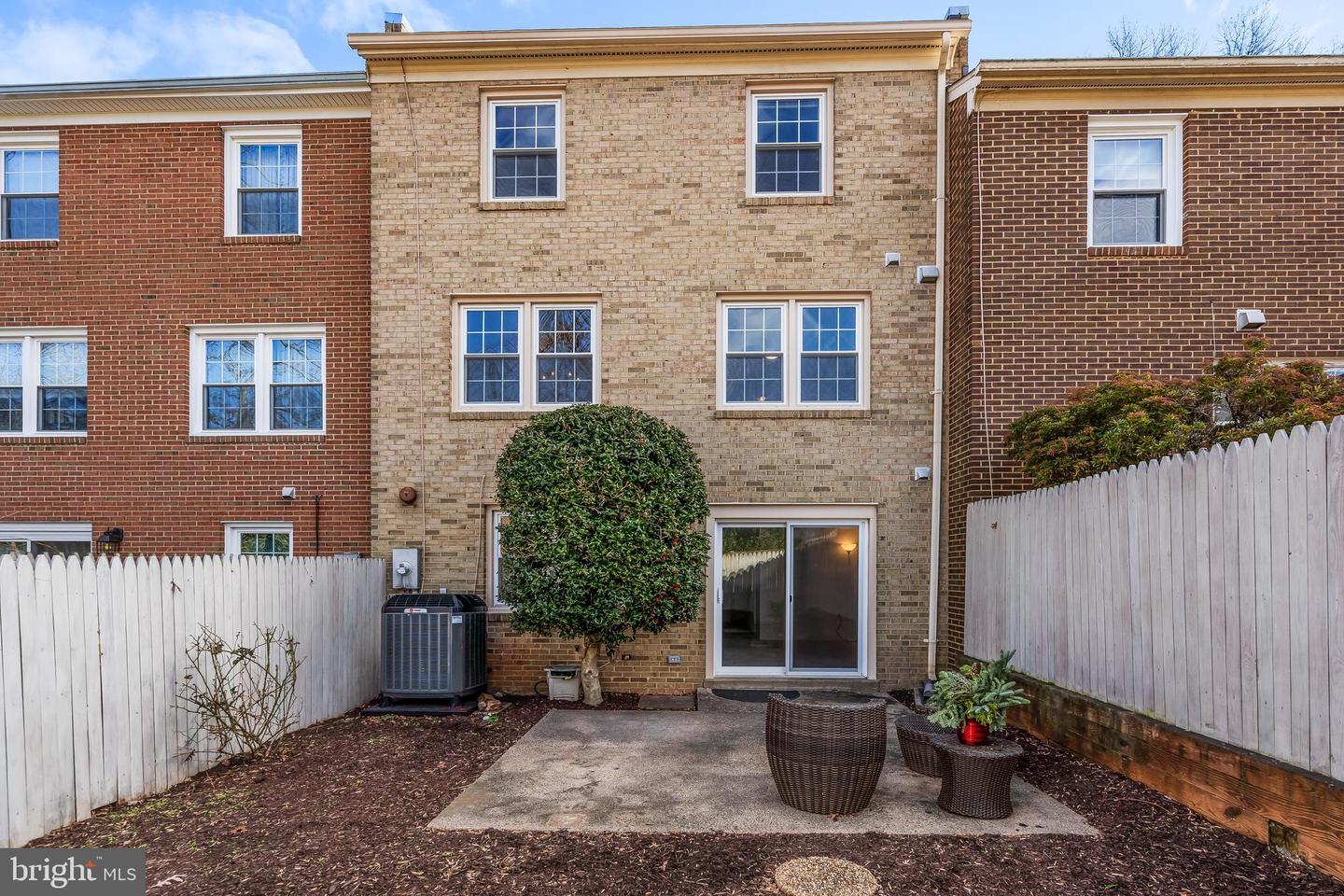 5264 BRADGEN CT, SPRINGFIELD, Virginia 22151, 4 Bedrooms Bedrooms, ,3 BathroomsBathrooms,Residential,For sale,5264 BRADGEN CT,VAFX2280814 MLS # VAFX2280814 5264 BRADGEN CT, SPRINGFIELD, Virginia 22151, 4 Bedrooms Bedrooms, ,3 BathroomsBathrooms,Residential,For sale,5264 BRADGEN CT,VAFX2280814 MLS # VAFX2280814