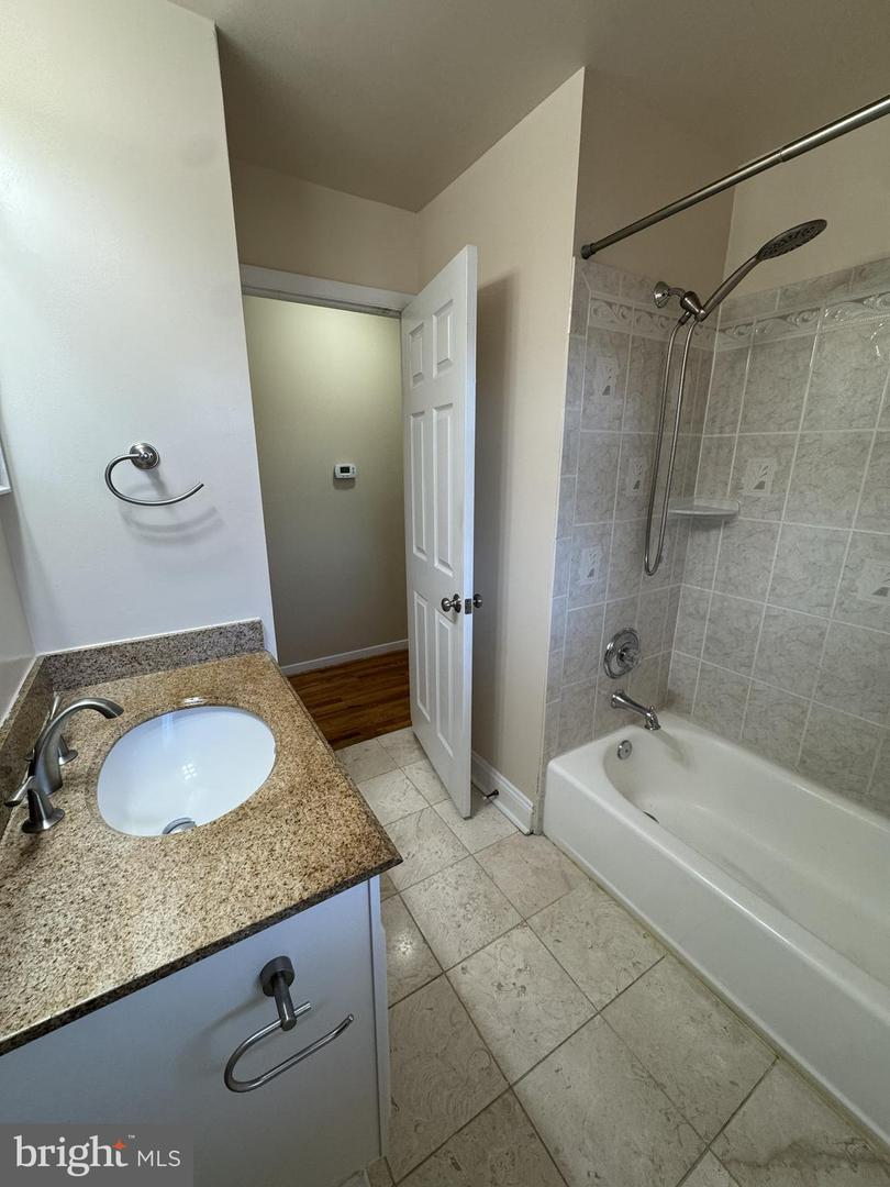 8001 HAMMOND ST, ALEXANDRIA, Virginia 22309, 5 Bedrooms Bedrooms, ,2 BathroomsBathrooms,Residential,For sale,8001 HAMMOND ST,VAFX2280958 MLS # VAFX2280958 8001 HAMMOND ST, ALEXANDRIA, Virginia 22309, 5 Bedrooms Bedrooms, ,2 BathroomsBathrooms,Residential,For sale,8001 HAMMOND ST,VAFX2280958 MLS # VAFX2280958