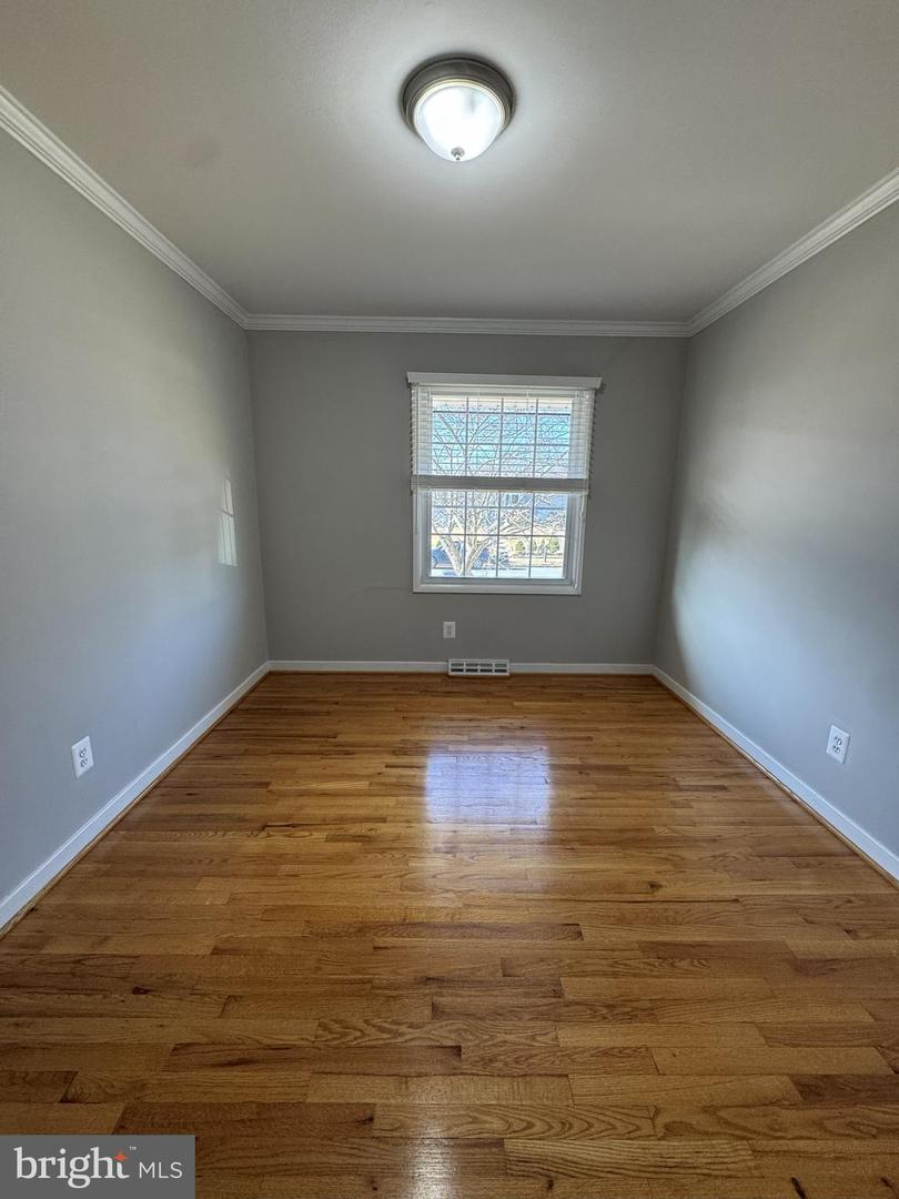 8001 HAMMOND ST, ALEXANDRIA, Virginia 22309, 5 Bedrooms Bedrooms, ,2 BathroomsBathrooms,Residential,For sale,8001 HAMMOND ST,VAFX2280958 MLS # VAFX2280958 8001 HAMMOND ST, ALEXANDRIA, Virginia 22309, 5 Bedrooms Bedrooms, ,2 BathroomsBathrooms,Residential,For sale,8001 HAMMOND ST,VAFX2280958 MLS # VAFX2280958