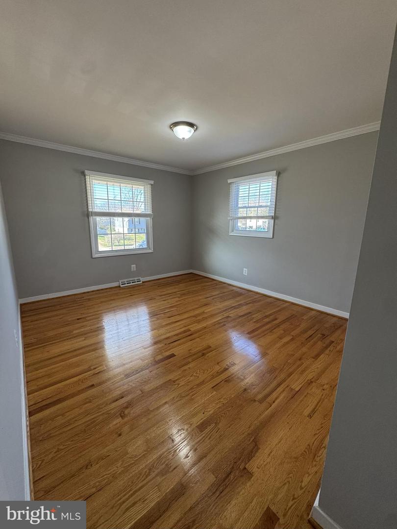 8001 HAMMOND ST, ALEXANDRIA, Virginia 22309, 5 Bedrooms Bedrooms, ,2 BathroomsBathrooms,Residential,For sale,8001 HAMMOND ST,VAFX2280958 MLS # VAFX2280958 8001 HAMMOND ST, ALEXANDRIA, Virginia 22309, 5 Bedrooms Bedrooms, ,2 BathroomsBathrooms,Residential,For sale,8001 HAMMOND ST,VAFX2280958 MLS # VAFX2280958