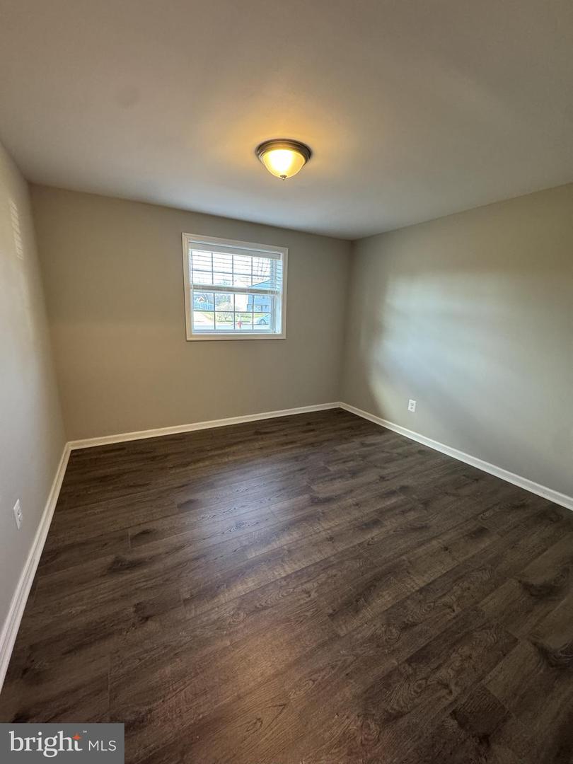 8001 HAMMOND ST, ALEXANDRIA, Virginia 22309, 5 Bedrooms Bedrooms, ,2 BathroomsBathrooms,Residential,For sale,8001 HAMMOND ST,VAFX2280958 MLS # VAFX2280958 8001 HAMMOND ST, ALEXANDRIA, Virginia 22309, 5 Bedrooms Bedrooms, ,2 BathroomsBathrooms,Residential,For sale,8001 HAMMOND ST,VAFX2280958 MLS # VAFX2280958