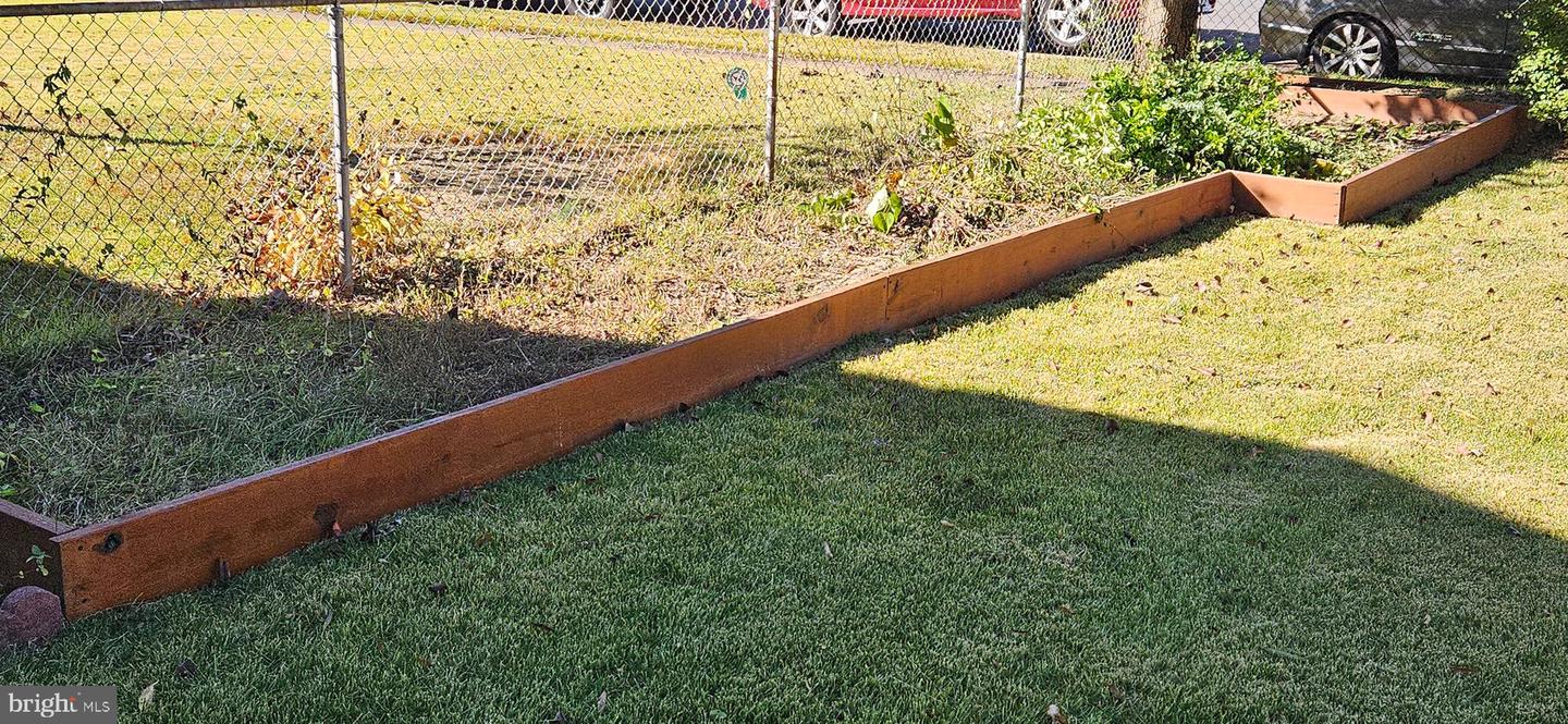 8001 HAMMOND ST, ALEXANDRIA, Virginia 22309, 5 Bedrooms Bedrooms, ,2 BathroomsBathrooms,Residential,For sale,8001 HAMMOND ST,VAFX2280958 MLS # VAFX2280958 8001 HAMMOND ST, ALEXANDRIA, Virginia 22309, 5 Bedrooms Bedrooms, ,2 BathroomsBathrooms,Residential,For sale,8001 HAMMOND ST,VAFX2280958 MLS # VAFX2280958