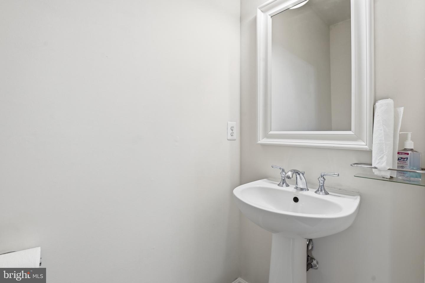 25382 WHIPPOORWILL TER, CHANTILLY, Virginia 20152, 3 Bedrooms Bedrooms, ,3 BathroomsBathrooms,Residential,For sale,25382 WHIPPOORWILL TER,VALO2111844 MLS # VALO2111844 25382 WHIPPOORWILL TER, CHANTILLY, Virginia 20152, 3 Bedrooms Bedrooms, ,3 BathroomsBathrooms,Residential,For sale,25382 WHIPPOORWILL TER,VALO2111844 MLS # VALO2111844