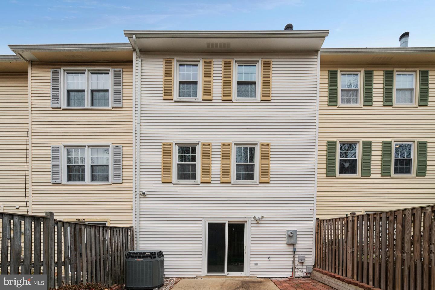 5880 LANGTON DR, ALEXANDRIA, Virginia 22310, 3 Bedrooms Bedrooms, ,2 BathroomsBathrooms,Residential,For sale,5880 LANGTON DR,VAFX2281372 MLS # VAFX2281372 5880 LANGTON DR, ALEXANDRIA, Virginia 22310, 3 Bedrooms Bedrooms, ,2 BathroomsBathrooms,Residential,For sale,5880 LANGTON DR,VAFX2281372 MLS # VAFX2281372