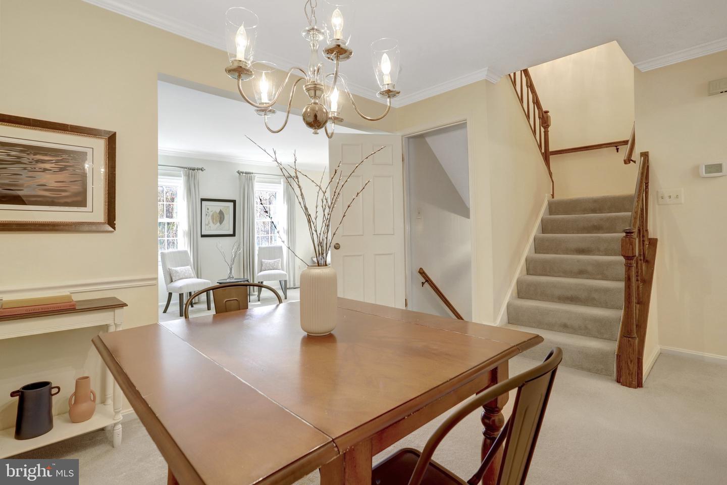 5880 LANGTON DR, ALEXANDRIA, Virginia 22310, 3 Bedrooms Bedrooms, ,2 BathroomsBathrooms,Residential,For sale,5880 LANGTON DR,VAFX2281372 MLS # VAFX2281372 5880 LANGTON DR, ALEXANDRIA, Virginia 22310, 3 Bedrooms Bedrooms, ,2 BathroomsBathrooms,Residential,For sale,5880 LANGTON DR,VAFX2281372 MLS # VAFX2281372