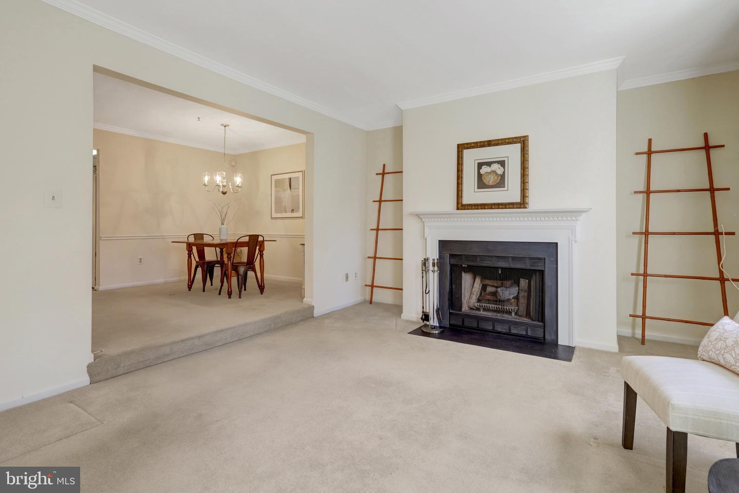 5880 LANGTON DR, ALEXANDRIA, Virginia 22310, 3 Bedrooms Bedrooms, ,2 BathroomsBathrooms,Residential,For sale,5880 LANGTON DR,VAFX2281372 MLS # VAFX2281372 5880 LANGTON DR, ALEXANDRIA, Virginia 22310, 3 Bedrooms Bedrooms, ,2 BathroomsBathrooms,Residential,For sale,5880 LANGTON DR,VAFX2281372 MLS # VAFX2281372