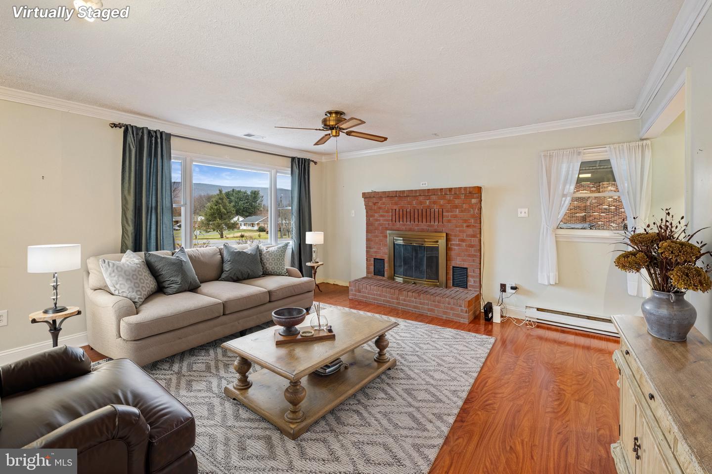 414 JACKSON ST, WOODSTOCK, Virginia 22664, 3 Bedrooms Bedrooms, ,2 BathroomsBathrooms,Residential,For sale,414 JACKSON ST,VASH2013142 MLS # VASH2013142