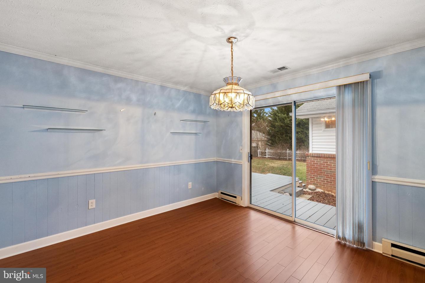 414 JACKSON ST, WOODSTOCK, Virginia 22664, 3 Bedrooms Bedrooms, ,2 BathroomsBathrooms,Residential,For sale,414 JACKSON ST,VASH2013142 MLS # VASH2013142