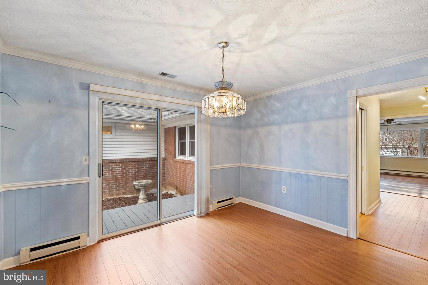 414 JACKSON ST, WOODSTOCK, Virginia 22664, 3 Bedrooms Bedrooms, ,2 BathroomsBathrooms,Residential,For sale,414 JACKSON ST,VASH2013142 MLS # VASH2013142