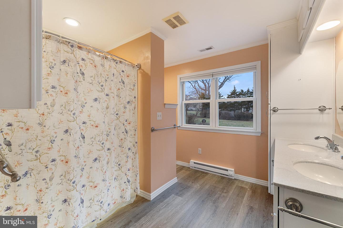 414 JACKSON ST, WOODSTOCK, Virginia 22664, 3 Bedrooms Bedrooms, ,2 BathroomsBathrooms,Residential,For sale,414 JACKSON ST,VASH2013142 MLS # VASH2013142