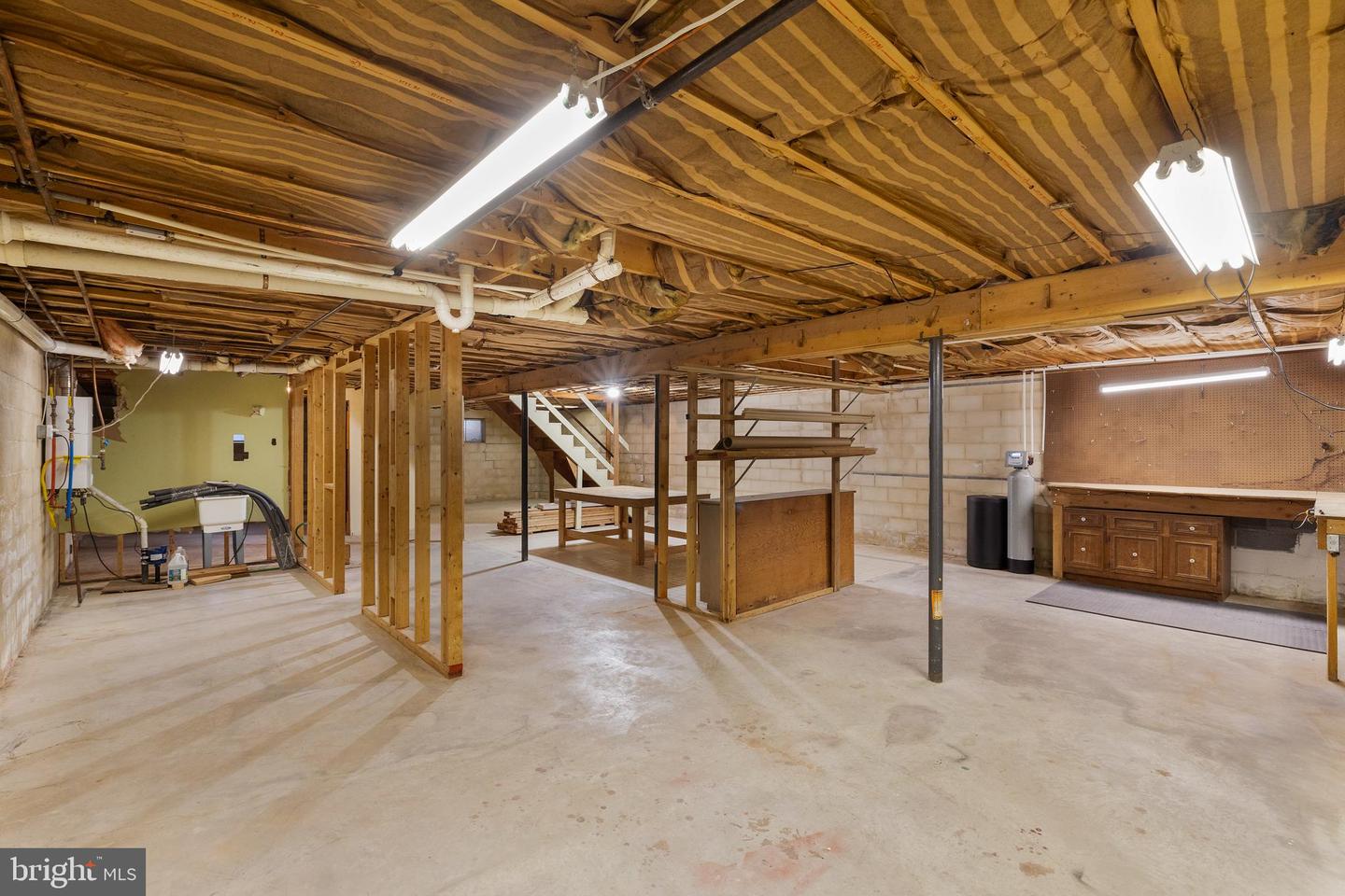 414 JACKSON ST, WOODSTOCK, Virginia 22664, 3 Bedrooms Bedrooms, ,2 BathroomsBathrooms,Residential,For sale,414 JACKSON ST,VASH2013142 MLS # VASH2013142