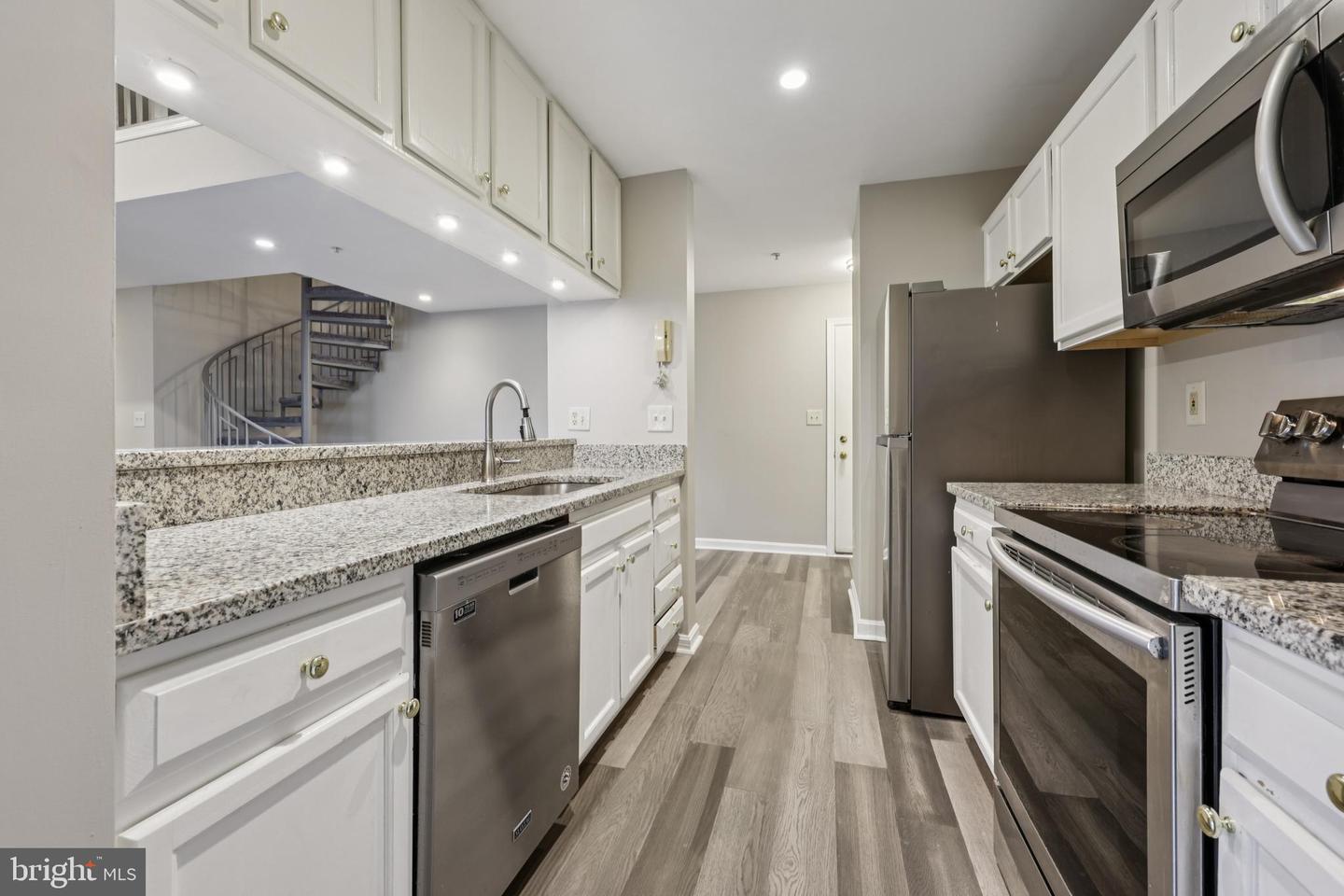 4116 MONUMENT CT #304K, FAIRFAX, Virginia 22033, 2 Bedrooms Bedrooms, ,2 BathroomsBathrooms,Residential,For sale,4116 MONUMENT CT #304K,VAFX2281378 MLS # VAFX2281378 4116 MONUMENT CT #304K, FAIRFAX, Virginia 22033, 2 Bedrooms Bedrooms, ,2 BathroomsBathrooms,Residential,For sale,4116 MONUMENT CT #304K,VAFX2281378 MLS # VAFX2281378