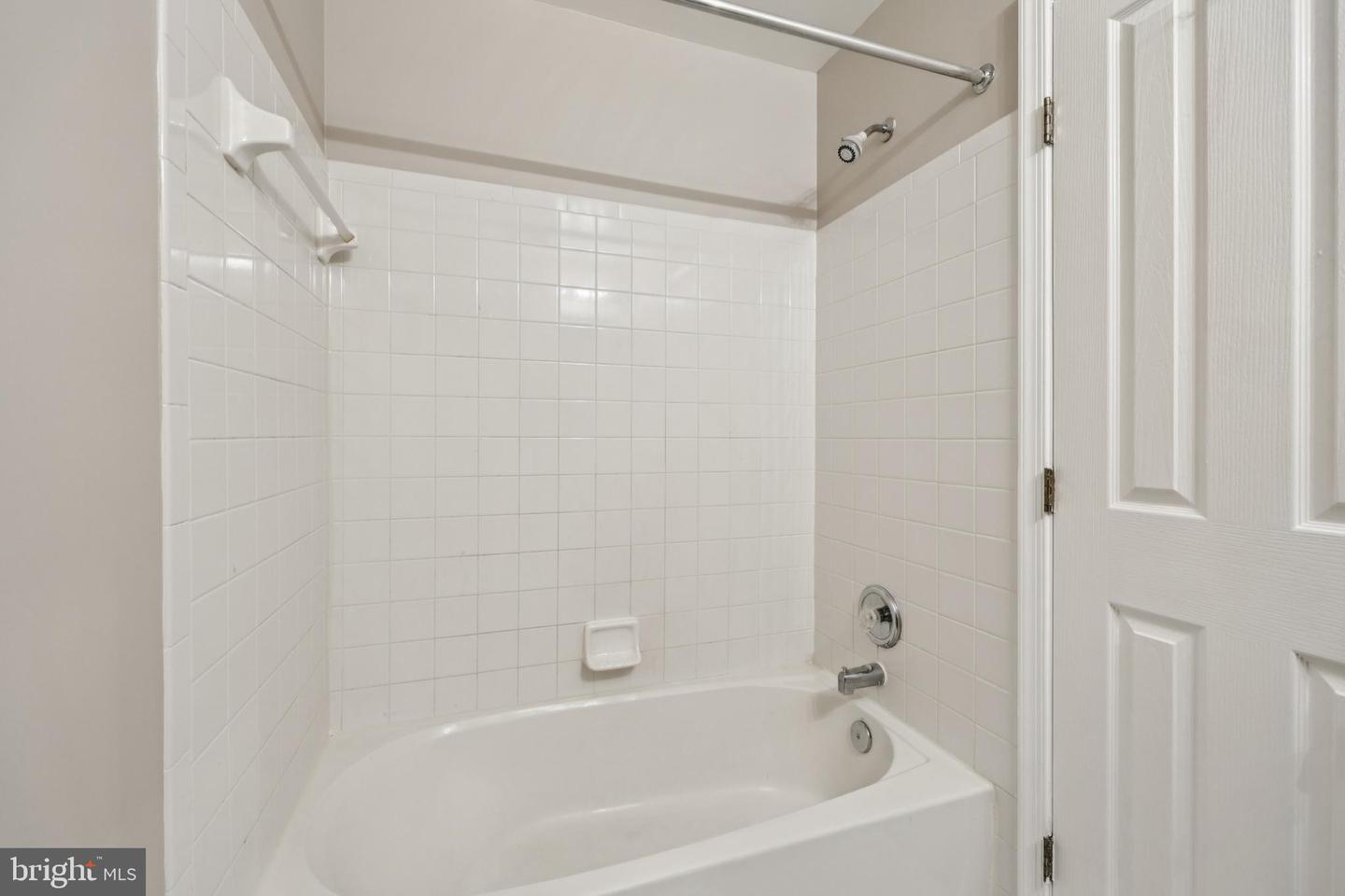 4116 MONUMENT CT #304K, FAIRFAX, Virginia 22033, 2 Bedrooms Bedrooms, ,2 BathroomsBathrooms,Residential,For sale,4116 MONUMENT CT #304K,VAFX2281378 MLS # VAFX2281378 4116 MONUMENT CT #304K, FAIRFAX, Virginia 22033, 2 Bedrooms Bedrooms, ,2 BathroomsBathrooms,Residential,For sale,4116 MONUMENT CT #304K,VAFX2281378 MLS # VAFX2281378