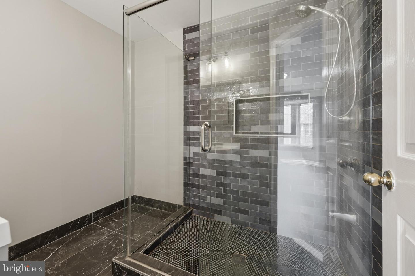 4116 MONUMENT CT #304K, FAIRFAX, Virginia 22033, 2 Bedrooms Bedrooms, ,2 BathroomsBathrooms,Residential,For sale,4116 MONUMENT CT #304K,VAFX2281378 MLS # VAFX2281378 4116 MONUMENT CT #304K, FAIRFAX, Virginia 22033, 2 Bedrooms Bedrooms, ,2 BathroomsBathrooms,Residential,For sale,4116 MONUMENT CT #304K,VAFX2281378 MLS # VAFX2281378