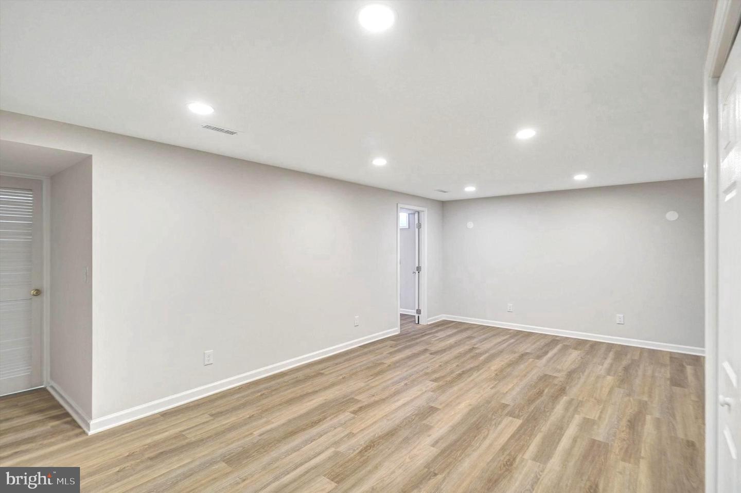 1324 ROCK CHAPEL RD, HERNDON, Virginia 20170, 5 Bedrooms Bedrooms, ,2 BathroomsBathrooms,Residential,For sale,1324 ROCK CHAPEL RD,VAFX2281460 MLS # VAFX2281460 1324 ROCK CHAPEL RD, HERNDON, Virginia 20170, 5 Bedrooms Bedrooms, ,2 BathroomsBathrooms,Residential,For sale,1324 ROCK CHAPEL RD,VAFX2281460 MLS # VAFX2281460