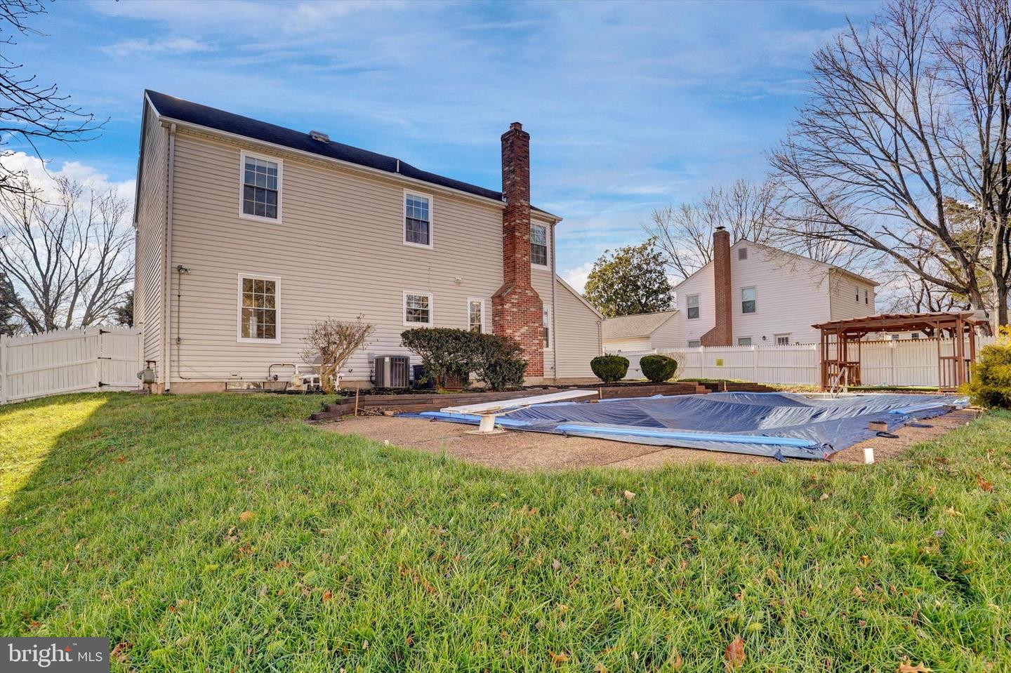 1324 ROCK CHAPEL RD, HERNDON, Virginia 20170, 5 Bedrooms Bedrooms, ,2 BathroomsBathrooms,Residential,For sale,1324 ROCK CHAPEL RD,VAFX2281460 MLS # VAFX2281460 1324 ROCK CHAPEL RD, HERNDON, Virginia 20170, 5 Bedrooms Bedrooms, ,2 BathroomsBathrooms,Residential,For sale,1324 ROCK CHAPEL RD,VAFX2281460 MLS # VAFX2281460