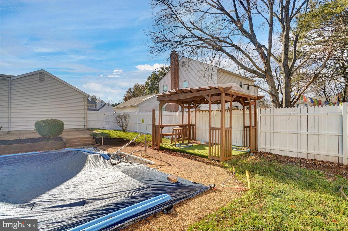 1324 ROCK CHAPEL RD, HERNDON, Virginia 20170, 5 Bedrooms Bedrooms, ,2 BathroomsBathrooms,Residential,For sale,1324 ROCK CHAPEL RD,VAFX2281460 MLS # VAFX2281460 1324 ROCK CHAPEL RD, HERNDON, Virginia 20170, 5 Bedrooms Bedrooms, ,2 BathroomsBathrooms,Residential,For sale,1324 ROCK CHAPEL RD,VAFX2281460 MLS # VAFX2281460