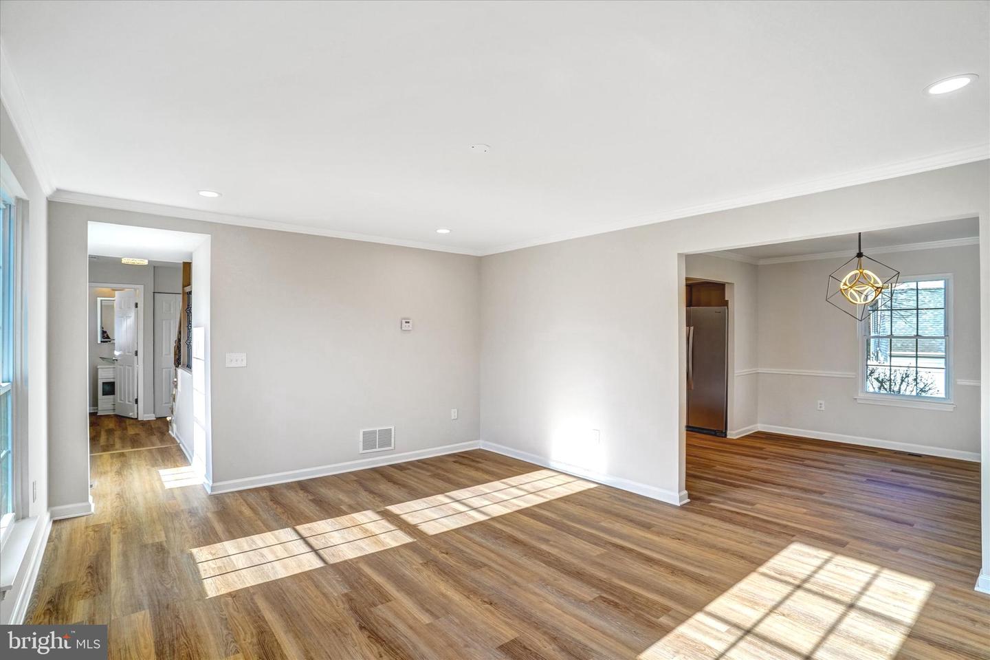 1324 ROCK CHAPEL RD, HERNDON, Virginia 20170, 5 Bedrooms Bedrooms, ,2 BathroomsBathrooms,Residential,For sale,1324 ROCK CHAPEL RD,VAFX2281460 MLS # VAFX2281460 1324 ROCK CHAPEL RD, HERNDON, Virginia 20170, 5 Bedrooms Bedrooms, ,2 BathroomsBathrooms,Residential,For sale,1324 ROCK CHAPEL RD,VAFX2281460 MLS # VAFX2281460