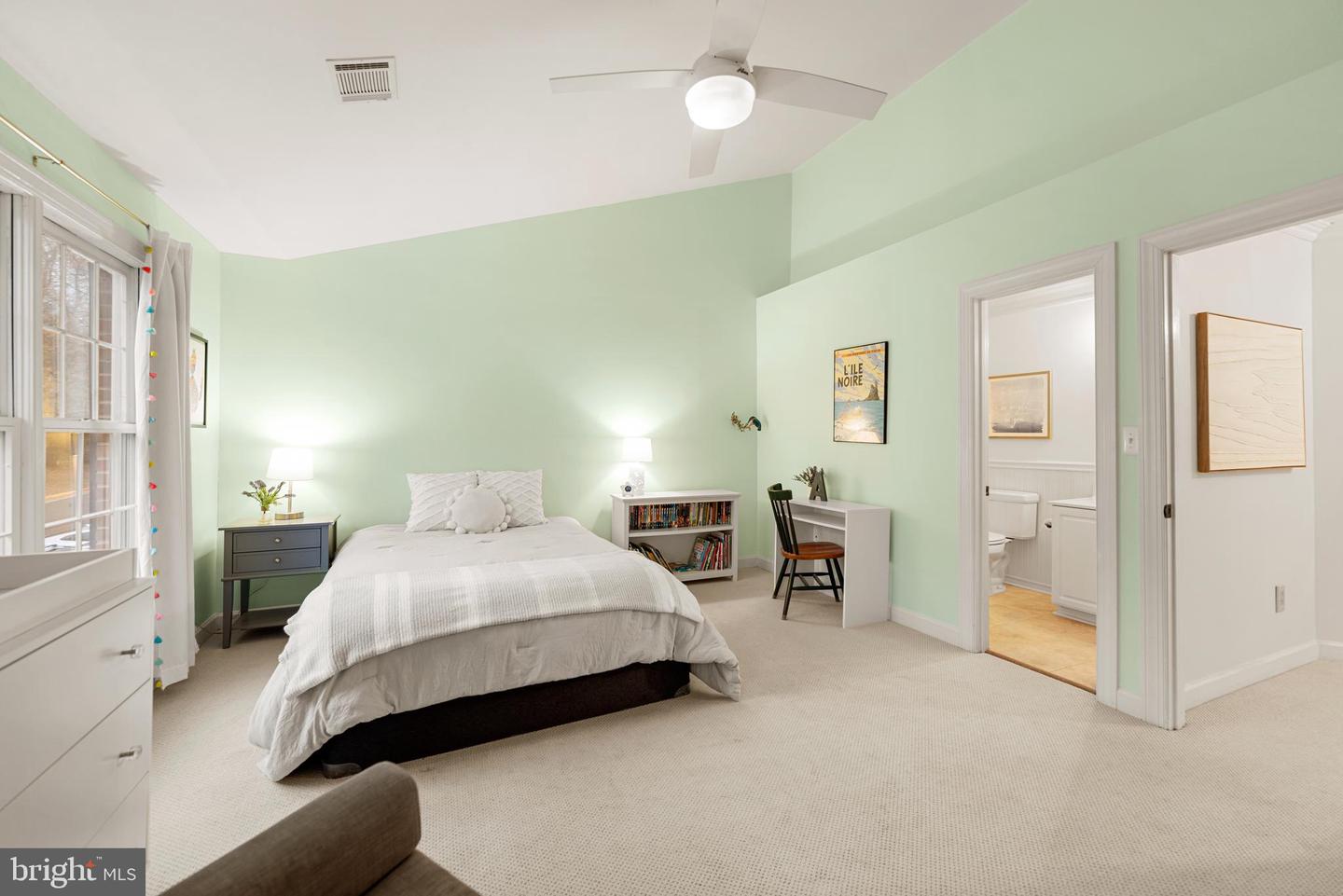 3721 HUNTLEY MEADOWS LN, ALEXANDRIA, Virginia 22306, 3 Bedrooms Bedrooms, ,3 BathroomsBathrooms,Residential,For sale,3721 HUNTLEY MEADOWS LN,VAFX2281536 MLS # VAFX2281536 3721 HUNTLEY MEADOWS LN, ALEXANDRIA, Virginia 22306, 3 Bedrooms Bedrooms, ,3 BathroomsBathrooms,Residential,For sale,3721 HUNTLEY MEADOWS LN,VAFX2281536 MLS # VAFX2281536