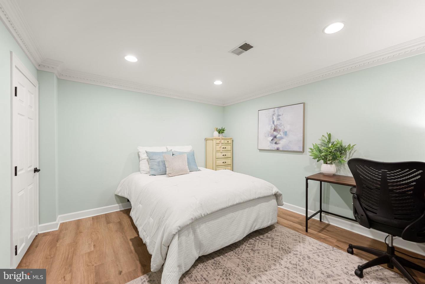 3721 HUNTLEY MEADOWS LN, ALEXANDRIA, Virginia 22306, 3 Bedrooms Bedrooms, ,3 BathroomsBathrooms,Residential,For sale,3721 HUNTLEY MEADOWS LN,VAFX2281536 MLS # VAFX2281536 3721 HUNTLEY MEADOWS LN, ALEXANDRIA, Virginia 22306, 3 Bedrooms Bedrooms, ,3 BathroomsBathrooms,Residential,For sale,3721 HUNTLEY MEADOWS LN,VAFX2281536 MLS # VAFX2281536