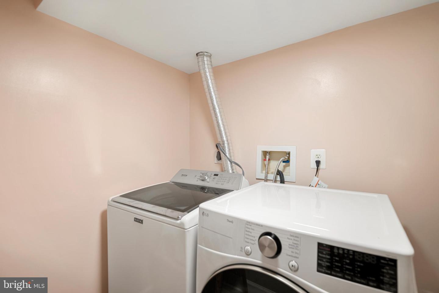 3721 HUNTLEY MEADOWS LN, ALEXANDRIA, Virginia 22306, 3 Bedrooms Bedrooms, ,3 BathroomsBathrooms,Residential,For sale,3721 HUNTLEY MEADOWS LN,VAFX2281536 MLS # VAFX2281536 3721 HUNTLEY MEADOWS LN, ALEXANDRIA, Virginia 22306, 3 Bedrooms Bedrooms, ,3 BathroomsBathrooms,Residential,For sale,3721 HUNTLEY MEADOWS LN,VAFX2281536 MLS # VAFX2281536