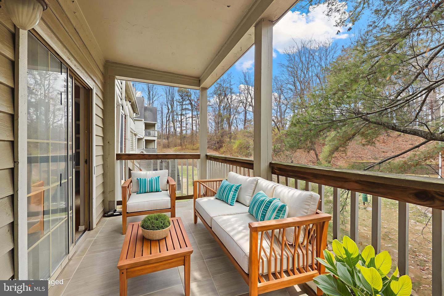 3916 PENDERVIEW DR #427, FAIRFAX, Virginia 22033, 1 Bedroom Bedrooms, ,1 BathroomBathrooms,Residential,For sale,3916 PENDERVIEW DR #427,VAFX2281550 MLS # VAFX2281550 3916 PENDERVIEW DR #427, FAIRFAX, Virginia 22033, 1 Bedroom Bedrooms, ,1 BathroomBathrooms,Residential,For sale,3916 PENDERVIEW DR #427,VAFX2281550 MLS # VAFX2281550