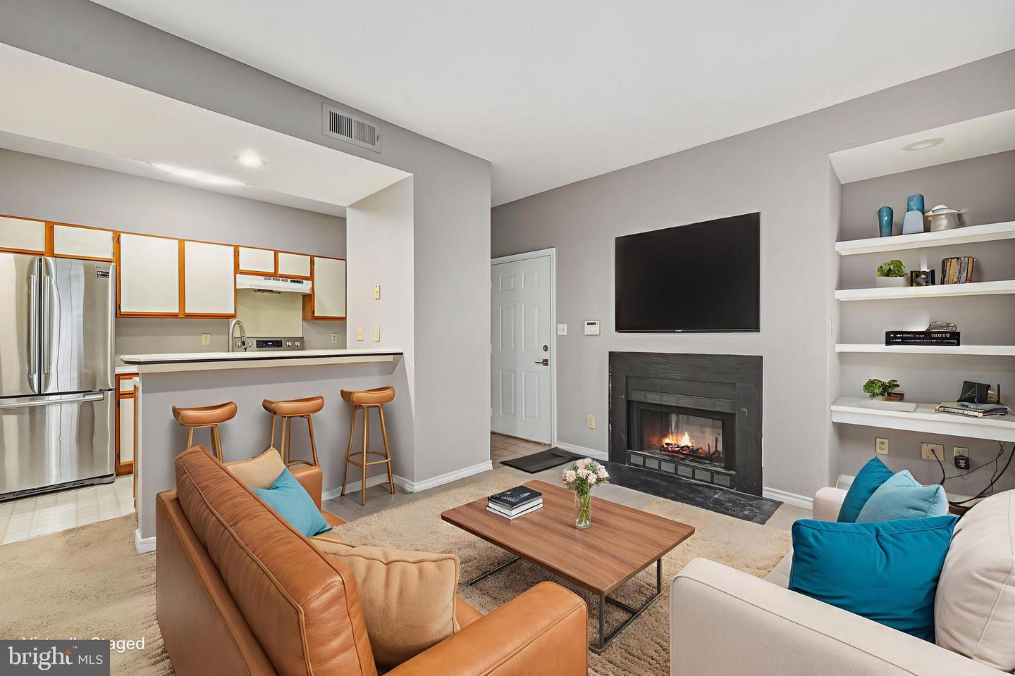 3916 PENDERVIEW DR #427, FAIRFAX, Virginia 22033, 1 Bedroom Bedrooms, ,1 BathroomBathrooms,Residential,For sale,3916 PENDERVIEW DR #427,VAFX2281550 MLS # VAFX2281550 3916 PENDERVIEW DR #427, FAIRFAX, Virginia 22033, 1 Bedroom Bedrooms, ,1 BathroomBathrooms,Residential,For sale,3916 PENDERVIEW DR #427,VAFX2281550 MLS # VAFX2281550