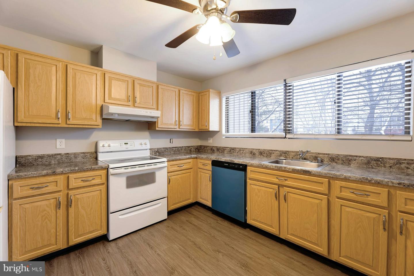 2105 OLD LANDING WAY, WOODBRIDGE, Virginia 22191, 3 Bedrooms Bedrooms, ,1 BathroomBathrooms,Residential,For sale,2105 OLD LANDING WAY,VAPW2108692 MLS # VAPW2108692 2105 OLD LANDING WAY, WOODBRIDGE, Virginia 22191, 3 Bedrooms Bedrooms, ,1 BathroomBathrooms,Residential,For sale,2105 OLD LANDING WAY,VAPW2108692 MLS # VAPW2108692