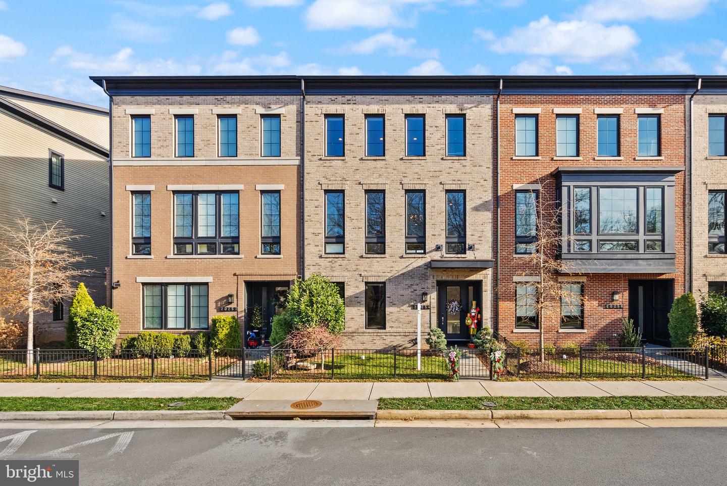 20254 NORTHPARK DR, ASHBURN, Virginia 20147, 5 Bedrooms Bedrooms, ,4 BathroomsBathrooms,Residential,For sale,20254 NORTHPARK DR,VALO2112018 MLS # VALO2112018 20254 NORTHPARK DR, ASHBURN, Virginia 20147, 5 Bedrooms Bedrooms, ,4 BathroomsBathrooms,Residential,For sale,20254 NORTHPARK DR,VALO2112018 MLS # VALO2112018