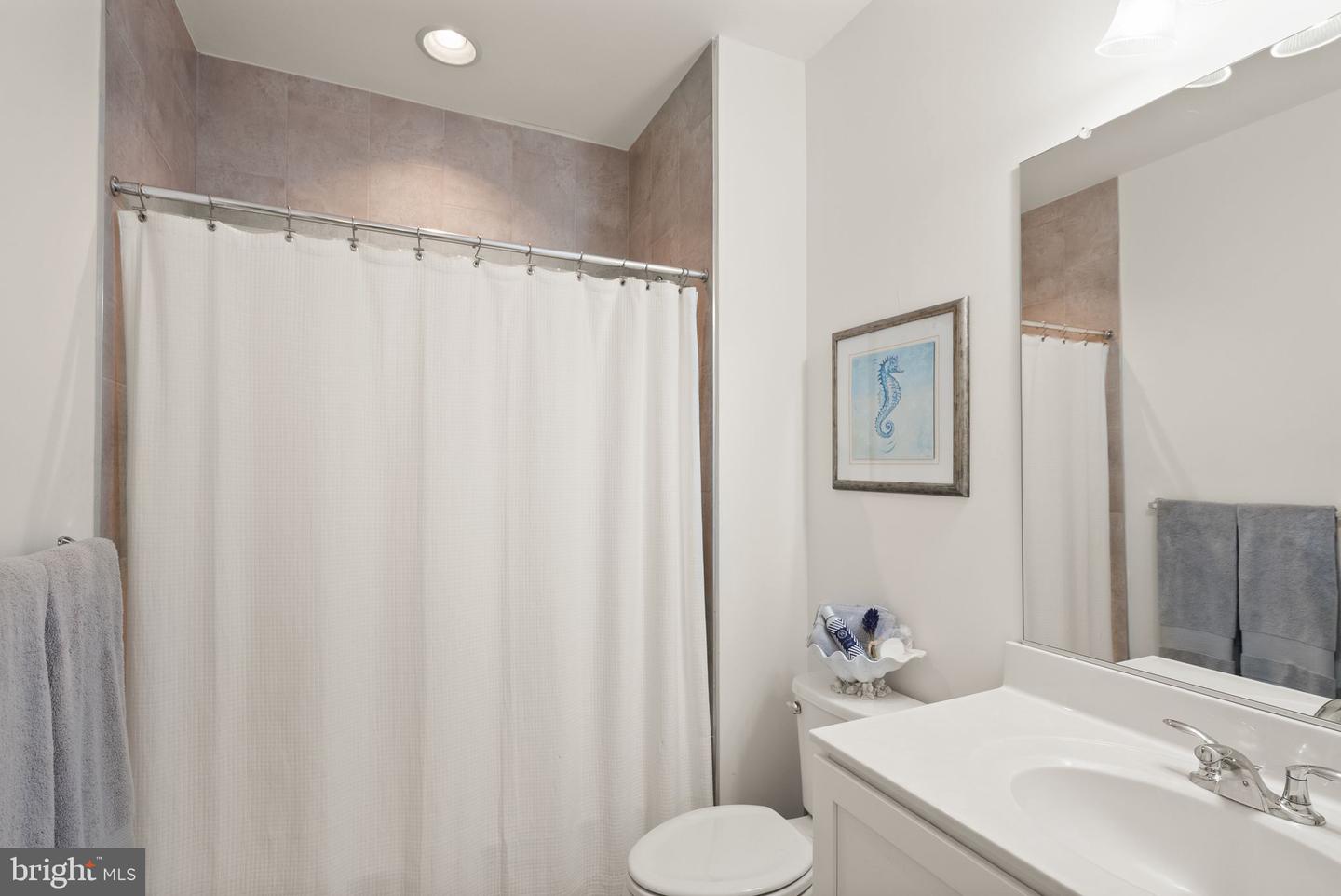 20254 NORTHPARK DR, ASHBURN, Virginia 20147, 5 Bedrooms Bedrooms, ,4 BathroomsBathrooms,Residential,For sale,20254 NORTHPARK DR,VALO2112018 MLS # VALO2112018 20254 NORTHPARK DR, ASHBURN, Virginia 20147, 5 Bedrooms Bedrooms, ,4 BathroomsBathrooms,Residential,For sale,20254 NORTHPARK DR,VALO2112018 MLS # VALO2112018