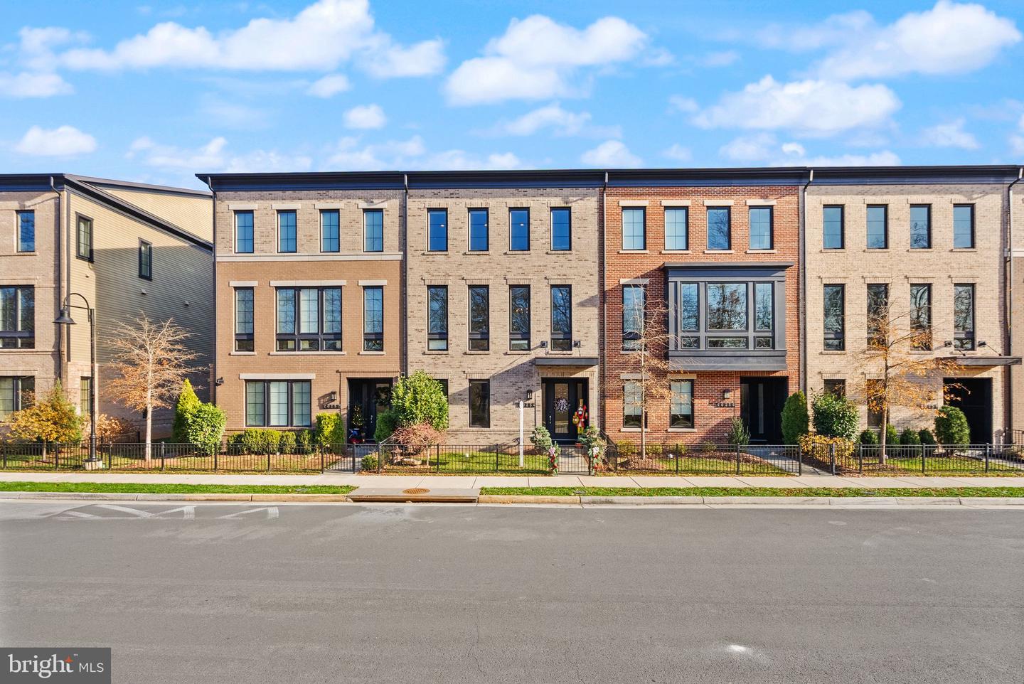 20254 NORTHPARK DR, ASHBURN, Virginia 20147, 5 Bedrooms Bedrooms, ,4 BathroomsBathrooms,Residential,For sale,20254 NORTHPARK DR,VALO2112018 MLS # VALO2112018 20254 NORTHPARK DR, ASHBURN, Virginia 20147, 5 Bedrooms Bedrooms, ,4 BathroomsBathrooms,Residential,For sale,20254 NORTHPARK DR,VALO2112018 MLS # VALO2112018