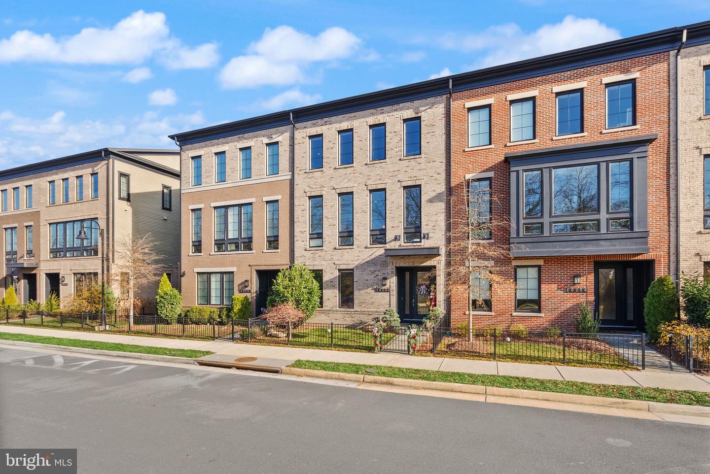 20254 NORTHPARK DR, ASHBURN, Virginia 20147, 5 Bedrooms Bedrooms, ,4 BathroomsBathrooms,Residential,For sale,20254 NORTHPARK DR,VALO2112018 MLS # VALO2112018 20254 NORTHPARK DR, ASHBURN, Virginia 20147, 5 Bedrooms Bedrooms, ,4 BathroomsBathrooms,Residential,For sale,20254 NORTHPARK DR,VALO2112018 MLS # VALO2112018