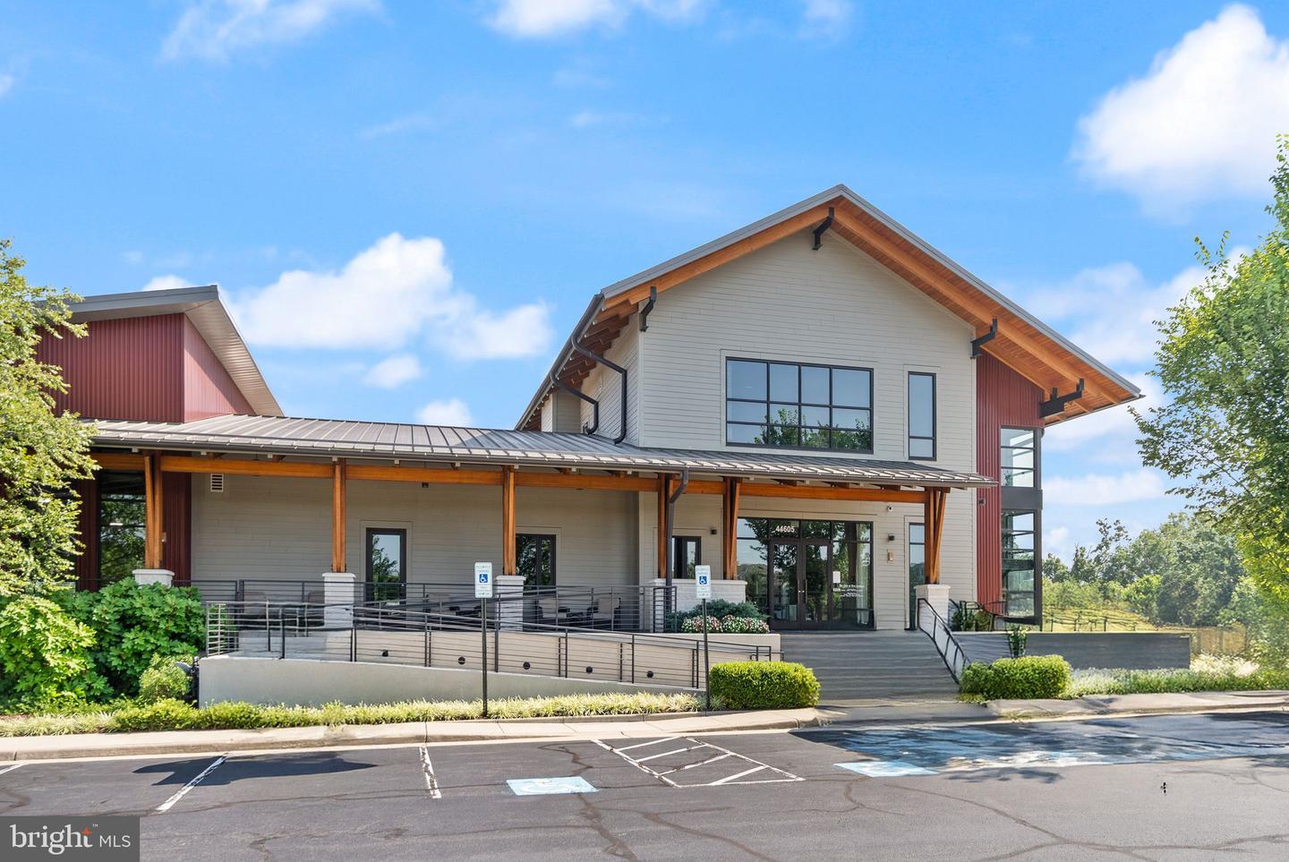 20254 NORTHPARK DR, ASHBURN, Virginia 20147, 5 Bedrooms Bedrooms, ,4 BathroomsBathrooms,Residential,For sale,20254 NORTHPARK DR,VALO2112018 MLS # VALO2112018 20254 NORTHPARK DR, ASHBURN, Virginia 20147, 5 Bedrooms Bedrooms, ,4 BathroomsBathrooms,Residential,For sale,20254 NORTHPARK DR,VALO2112018 MLS # VALO2112018