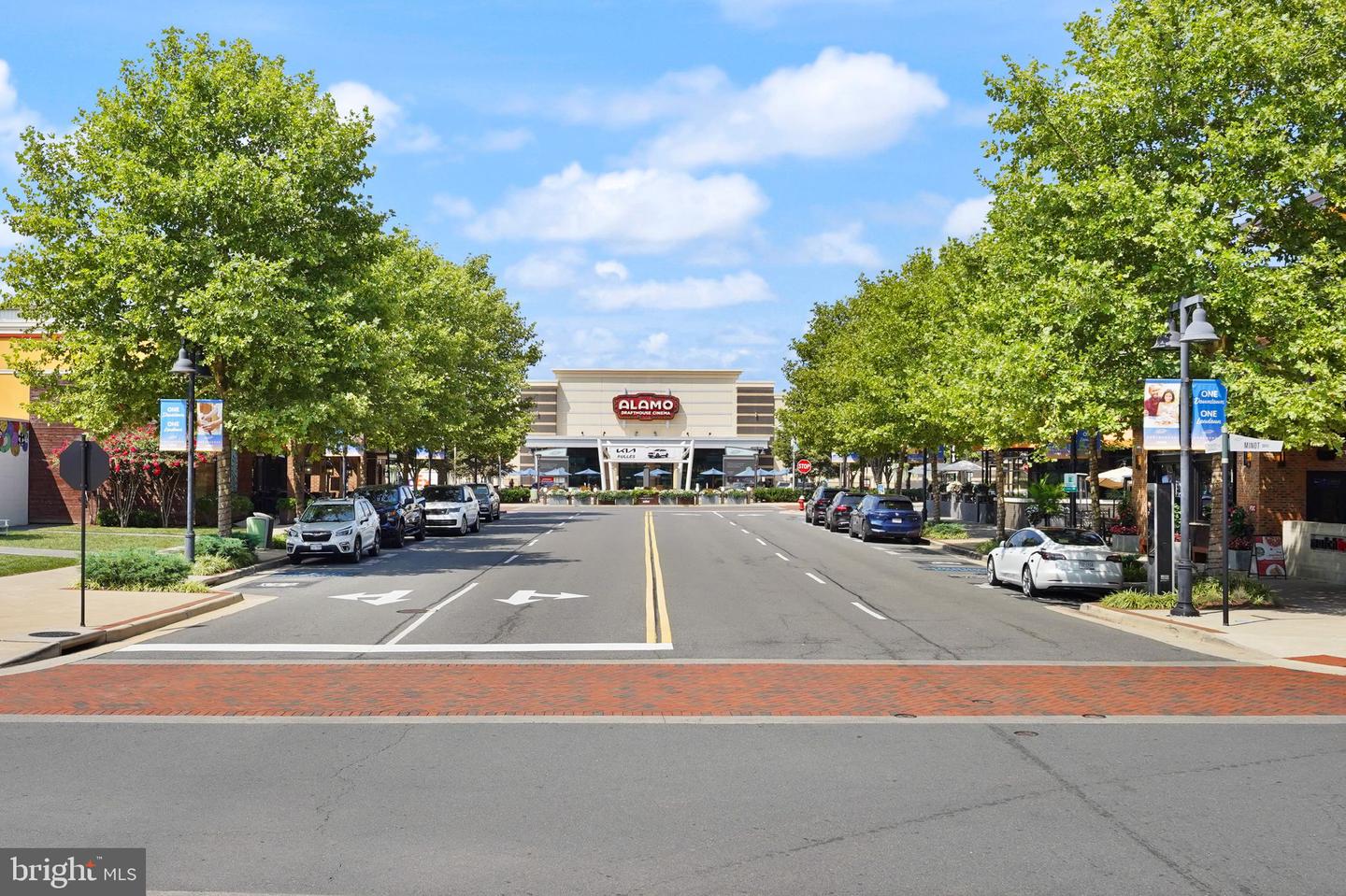 20254 NORTHPARK DR, ASHBURN, Virginia 20147, 5 Bedrooms Bedrooms, ,4 BathroomsBathrooms,Residential,For sale,20254 NORTHPARK DR,VALO2112018 MLS # VALO2112018 20254 NORTHPARK DR, ASHBURN, Virginia 20147, 5 Bedrooms Bedrooms, ,4 BathroomsBathrooms,Residential,For sale,20254 NORTHPARK DR,VALO2112018 MLS # VALO2112018