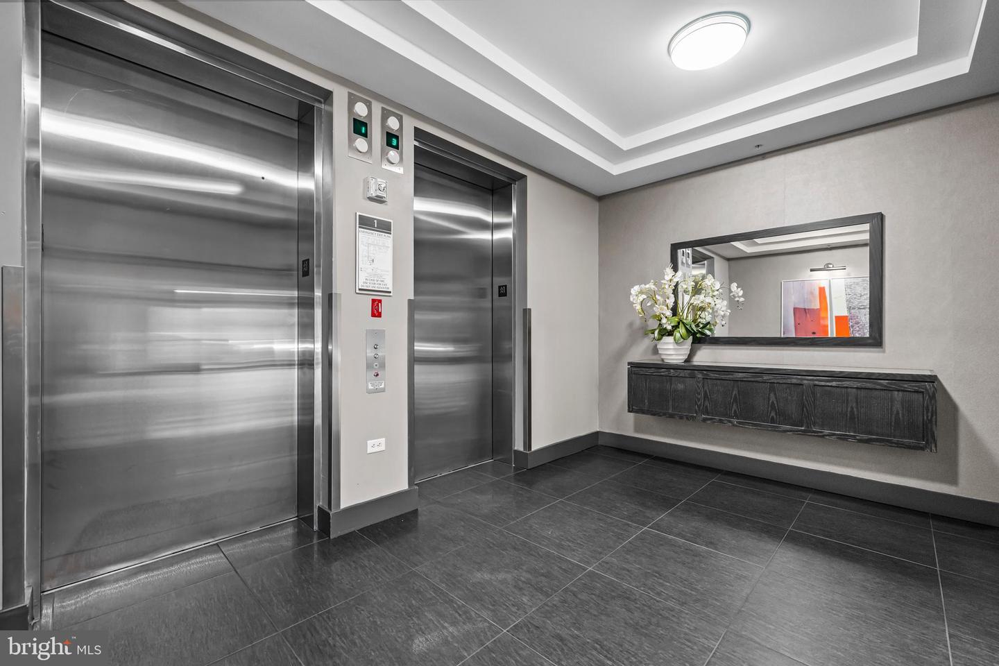 1111 ORONOCO ST #326, ALEXANDRIA, Virginia 22314, 1 Bedroom Bedrooms, ,1 BathroomBathrooms,Residential,For sale,1111 ORONOCO ST #326,VAAX2052220 MLS # VAAX2052220 1111 ORONOCO ST #326, ALEXANDRIA, Virginia 22314, 1 Bedroom Bedrooms, ,1 BathroomBathrooms,Residential,For sale,1111 ORONOCO ST #326,VAAX2052220 MLS # VAAX2052220