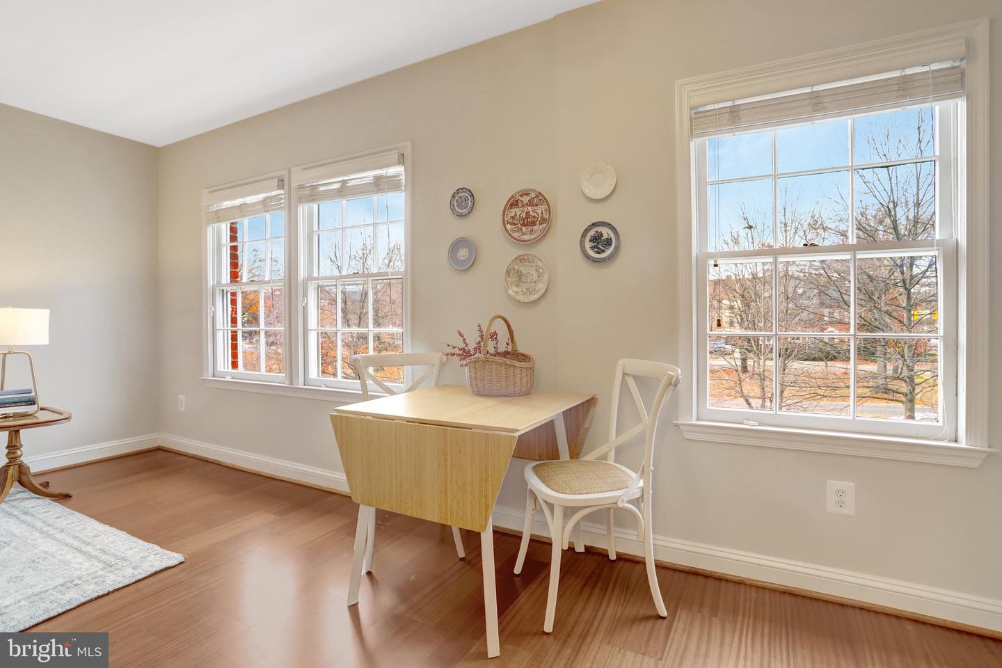 1251 E ABINGDON DR #1121, ALEXANDRIA, Virginia 22314, 1 Bedroom Bedrooms, ,1 BathroomBathrooms,Residential,For sale,1251 E ABINGDON DR #1121,VAAX2052240 MLS # VAAX2052240 1251 E ABINGDON DR #1121, ALEXANDRIA, Virginia 22314, 1 Bedroom Bedrooms, ,1 BathroomBathrooms,Residential,For sale,1251 E ABINGDON DR #1121,VAAX2052240 MLS # VAAX2052240