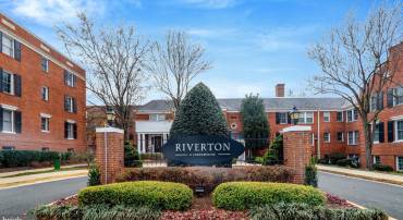 1251 E ABINGDON DR #1121, ALEXANDRIA, Virginia 22314, 1 Bedroom Bedrooms, ,1 BathroomBathrooms,Residential,For sale,1251 E ABINGDON DR #1121,VAAX2052240 MLS # VAAX2052240