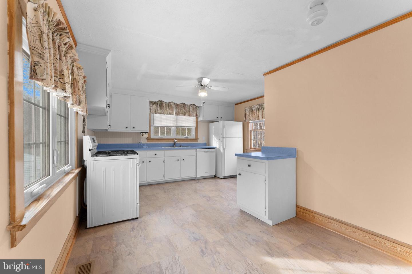 210 ELIZABETH ST, CULPEPER, Virginia 22701, 4 Bedrooms Bedrooms, ,3 BathroomsBathrooms,Residential,For sale,210 ELIZABETH ST,VACU2012198 MLS # VACU2012198 210 ELIZABETH ST, CULPEPER, Virginia 22701, 4 Bedrooms Bedrooms, ,3 BathroomsBathrooms,Residential,For sale,210 ELIZABETH ST,VACU2012198 MLS # VACU2012198