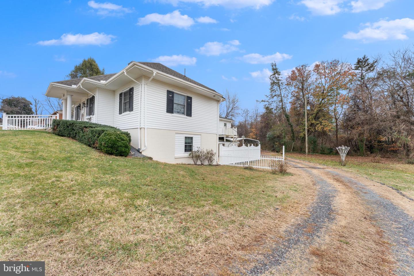210 ELIZABETH ST, CULPEPER, Virginia 22701, 4 Bedrooms Bedrooms, ,3 BathroomsBathrooms,Residential,For sale,210 ELIZABETH ST,VACU2012198 MLS # VACU2012198 210 ELIZABETH ST, CULPEPER, Virginia 22701, 4 Bedrooms Bedrooms, ,3 BathroomsBathrooms,Residential,For sale,210 ELIZABETH ST,VACU2012198 MLS # VACU2012198