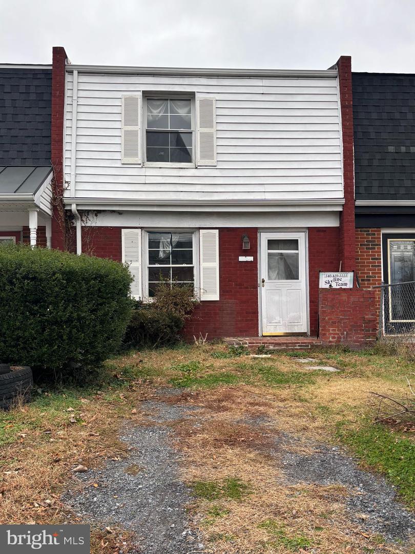 635 W 11TH, FRONT ROYAL, Virginia 22630, 2 Bedrooms Bedrooms, ,1 BathroomBathrooms,Residential,For sale,635 W 11TH,VAWR2012930 MLS # VAWR2012930 635 W 11TH, FRONT ROYAL, Virginia 22630, 2 Bedrooms Bedrooms, ,1 BathroomBathrooms,Residential,For sale,635 W 11TH,VAWR2012930 MLS # VAWR2012930