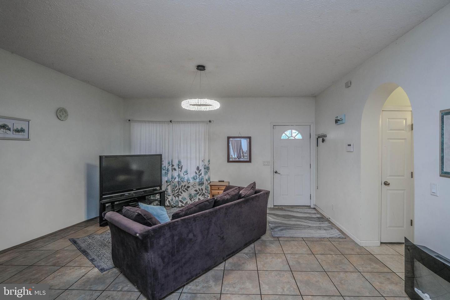 1195 SHANGRI LA RD, BENTONVILLE, Virginia 22610, 3 Bedrooms Bedrooms, ,2 BathroomsBathrooms,Residential,For sale,1195 SHANGRI LA RD,VAWR2012932 MLS # VAWR2012932 1195 SHANGRI LA RD, BENTONVILLE, Virginia 22610, 3 Bedrooms Bedrooms, ,2 BathroomsBathrooms,Residential,For sale,1195 SHANGRI LA RD,VAWR2012932 MLS # VAWR2012932