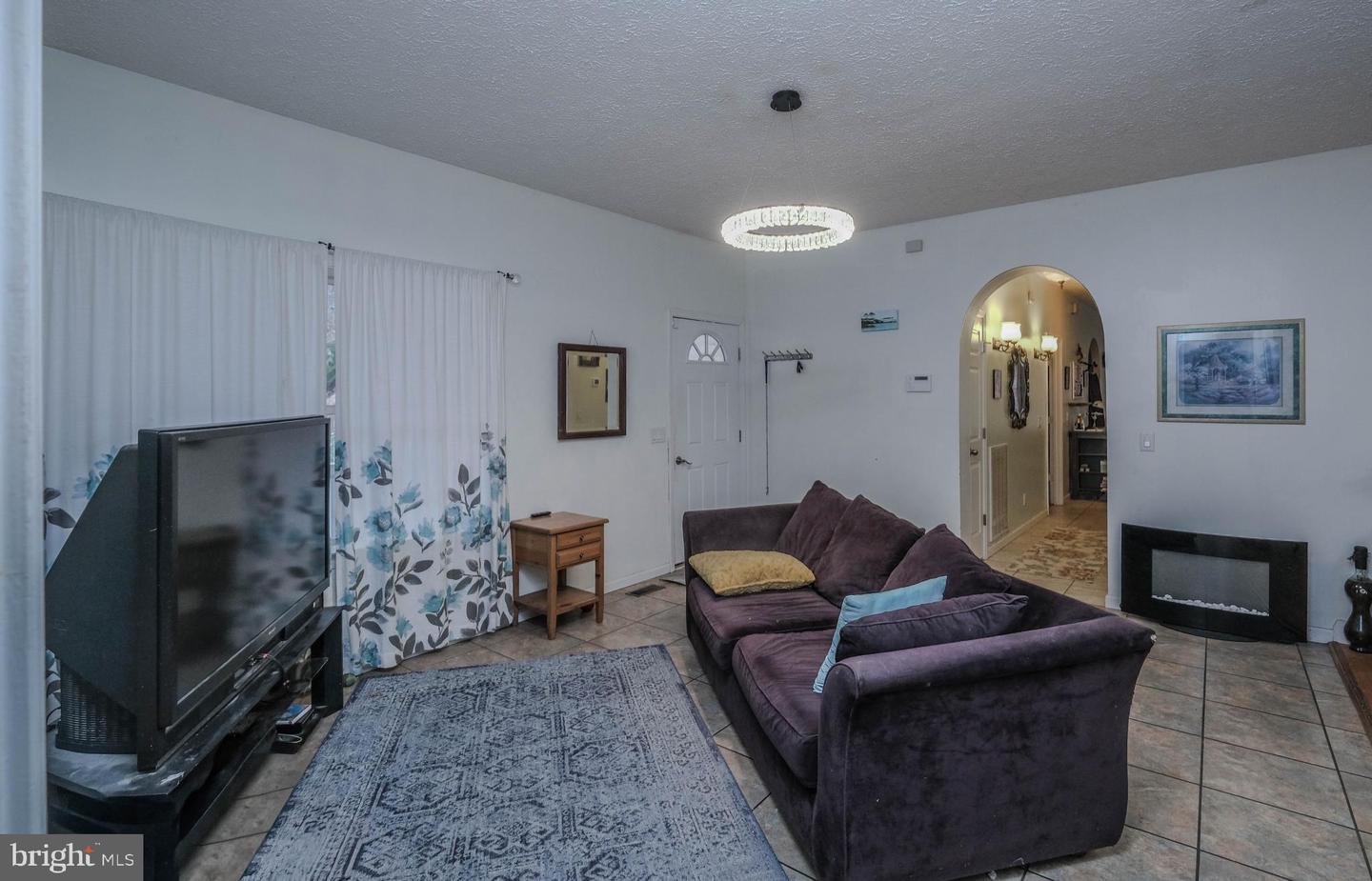 1195 SHANGRI LA RD, BENTONVILLE, Virginia 22610, 3 Bedrooms Bedrooms, ,2 BathroomsBathrooms,Residential,For sale,1195 SHANGRI LA RD,VAWR2012932 MLS # VAWR2012932 1195 SHANGRI LA RD, BENTONVILLE, Virginia 22610, 3 Bedrooms Bedrooms, ,2 BathroomsBathrooms,Residential,For sale,1195 SHANGRI LA RD,VAWR2012932 MLS # VAWR2012932