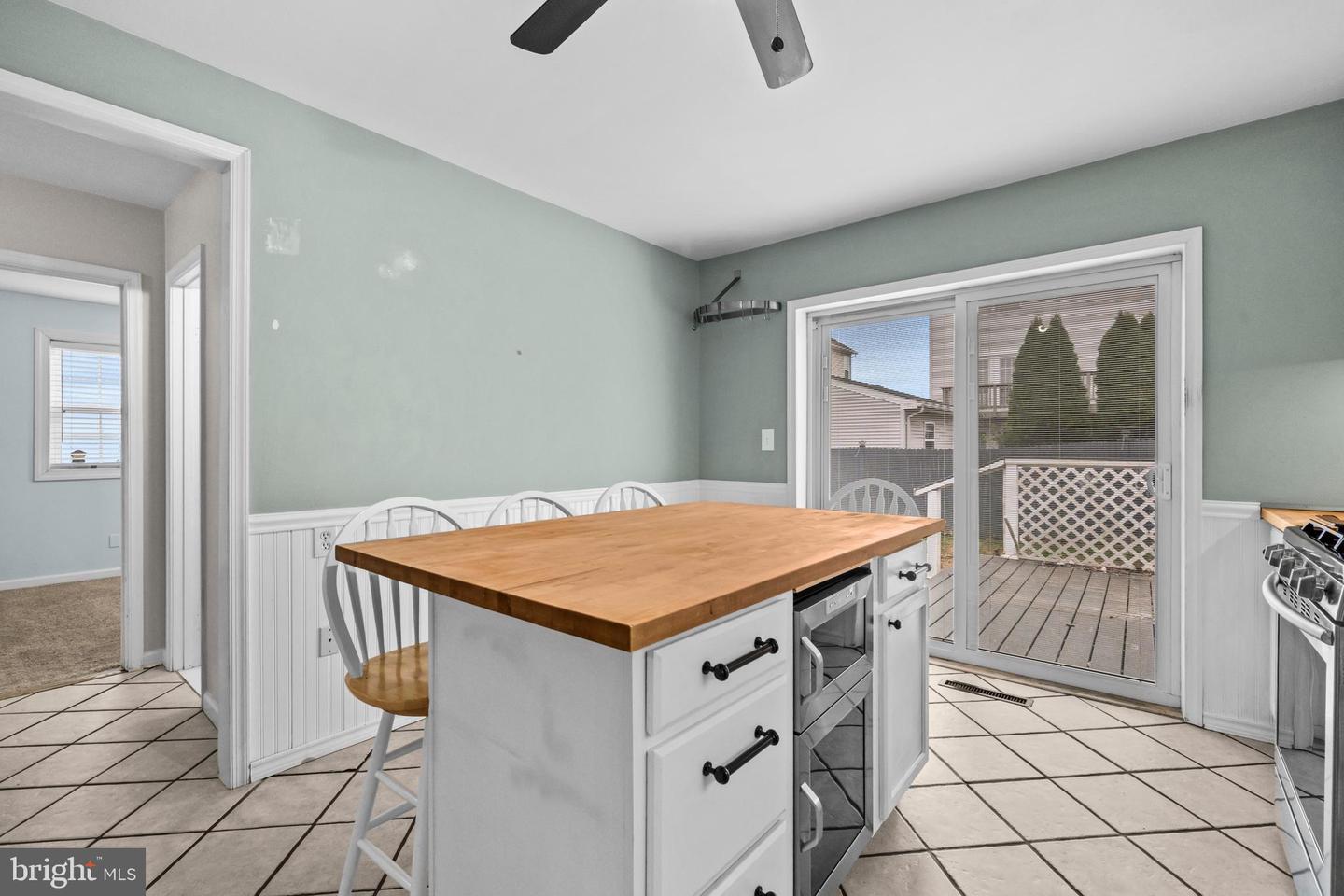 2604 1ST ST S, ARLINGTON, Virginia 22204, 4 Bedrooms Bedrooms, 10 Rooms Rooms,3 BathroomsBathrooms,Residential,For sale,2604 1ST ST S,VAAR2066698 MLS # VAAR2066698 2604 1ST ST S, ARLINGTON, Virginia 22204, 4 Bedrooms Bedrooms, 10 Rooms Rooms,3 BathroomsBathrooms,Residential,For sale,2604 1ST ST S,VAAR2066698 MLS # VAAR2066698