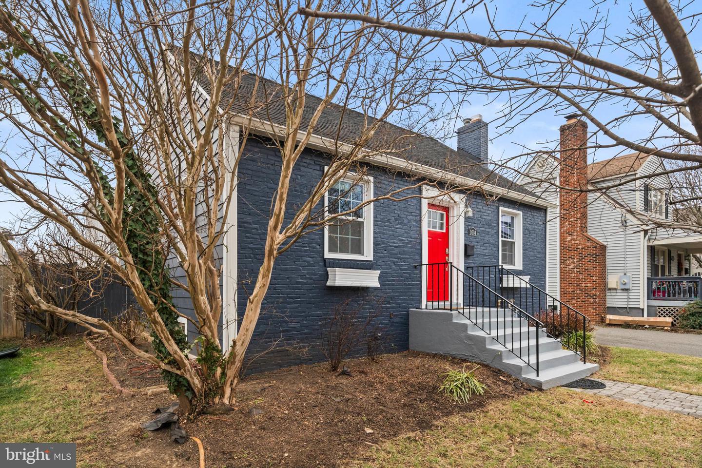 2604 1ST ST S, ARLINGTON, Virginia 22204, 4 Bedrooms Bedrooms, 10 Rooms Rooms,3 BathroomsBathrooms,Residential,For sale,2604 1ST ST S,VAAR2066698 MLS # VAAR2066698 2604 1ST ST S, ARLINGTON, Virginia 22204, 4 Bedrooms Bedrooms, 10 Rooms Rooms,3 BathroomsBathrooms,Residential,For sale,2604 1ST ST S,VAAR2066698 MLS # VAAR2066698