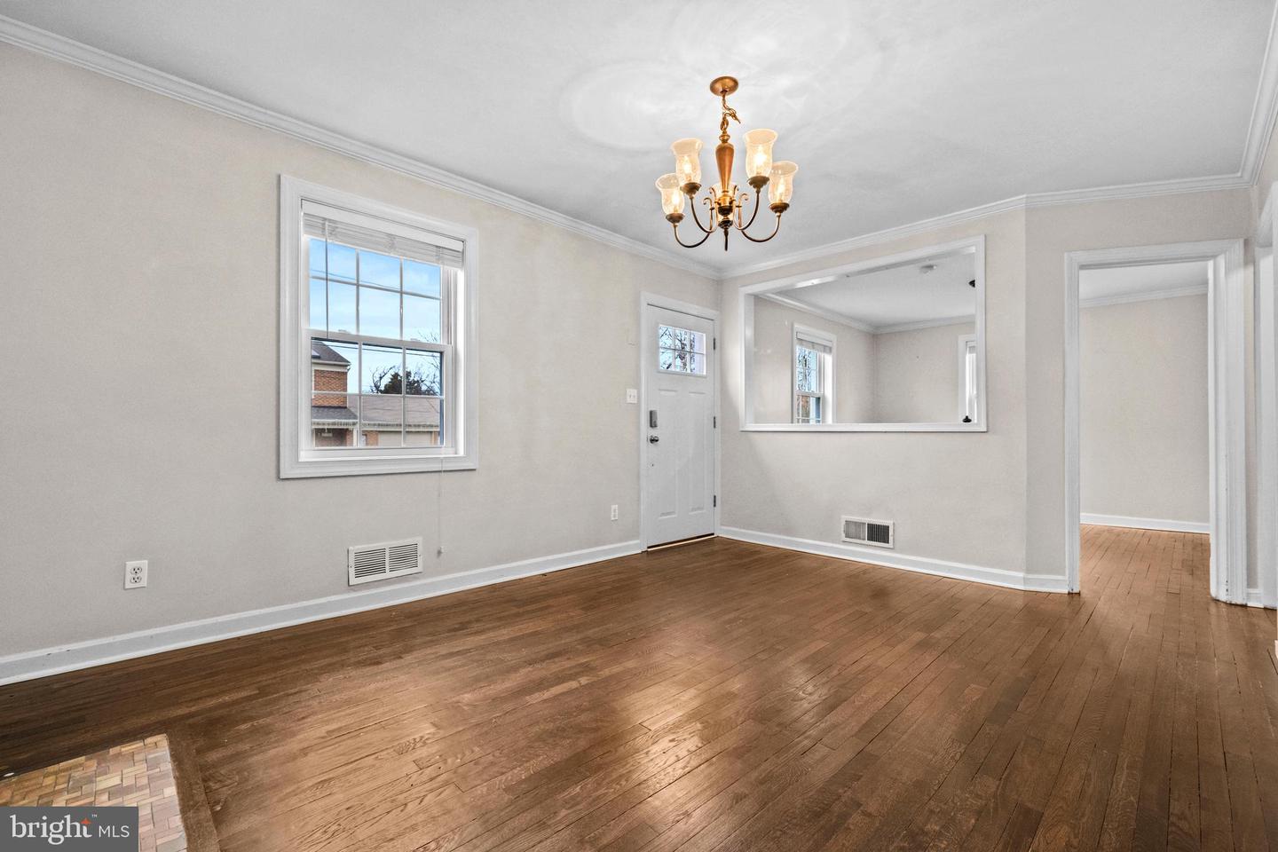 2604 1ST ST S, ARLINGTON, Virginia 22204, 4 Bedrooms Bedrooms, 10 Rooms Rooms,3 BathroomsBathrooms,Residential,For sale,2604 1ST ST S,VAAR2066698 MLS # VAAR2066698 2604 1ST ST S, ARLINGTON, Virginia 22204, 4 Bedrooms Bedrooms, 10 Rooms Rooms,3 BathroomsBathrooms,Residential,For sale,2604 1ST ST S,VAAR2066698 MLS # VAAR2066698