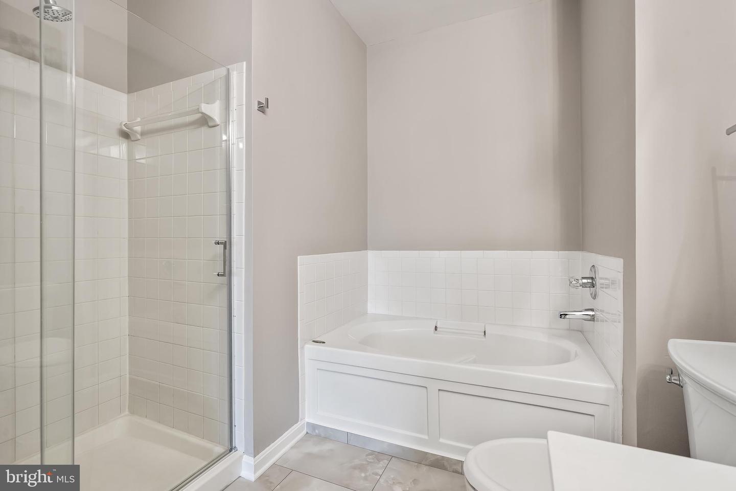 2700 BELLFOREST CT #210, VIENNA, Virginia 22180, 2 Bedrooms Bedrooms, ,1 BathroomBathrooms,Residential,For sale,2700 BELLFOREST CT #210,VAFX2281916 MLS # VAFX2281916 2700 BELLFOREST CT #210, VIENNA, Virginia 22180, 2 Bedrooms Bedrooms, ,1 BathroomBathrooms,Residential,For sale,2700 BELLFOREST CT #210,VAFX2281916 MLS # VAFX2281916