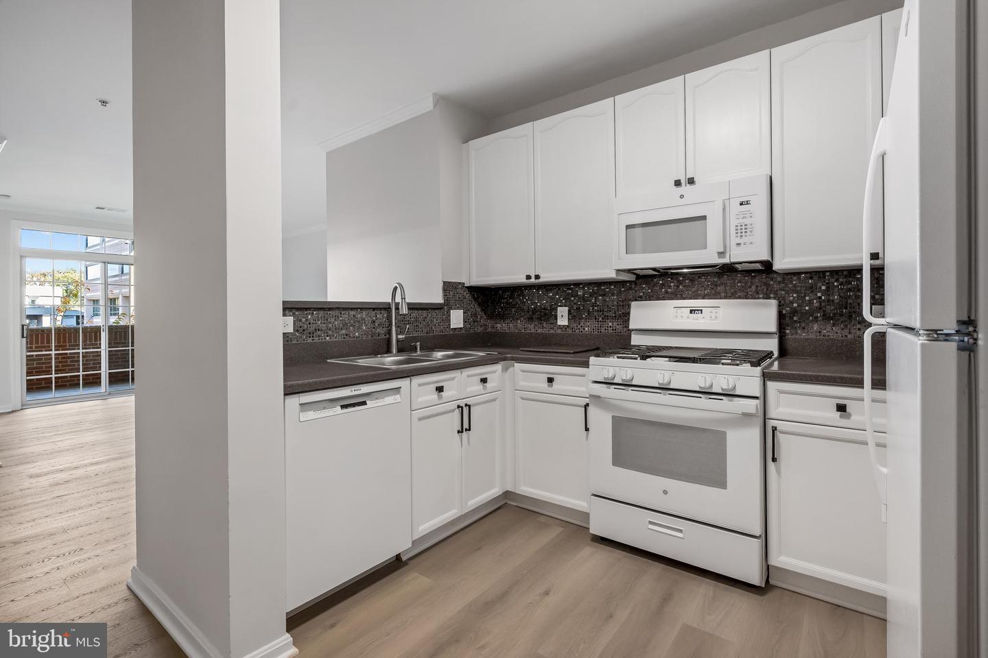 2700 BELLFOREST CT #210, VIENNA, Virginia 22180, 2 Bedrooms Bedrooms, ,1 BathroomBathrooms,Residential,For sale,2700 BELLFOREST CT #210,VAFX2281916 MLS # VAFX2281916 2700 BELLFOREST CT #210, VIENNA, Virginia 22180, 2 Bedrooms Bedrooms, ,1 BathroomBathrooms,Residential,For sale,2700 BELLFOREST CT #210,VAFX2281916 MLS # VAFX2281916